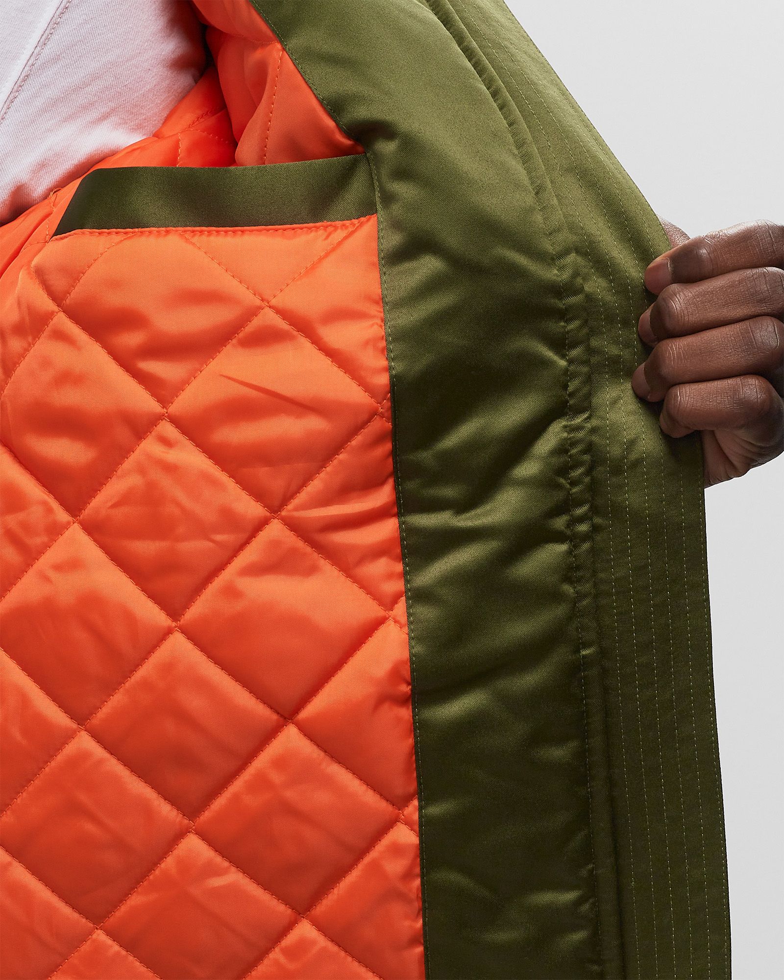 NFL SATIN BOMBER JACKET LAS VEGAS RAIDERS