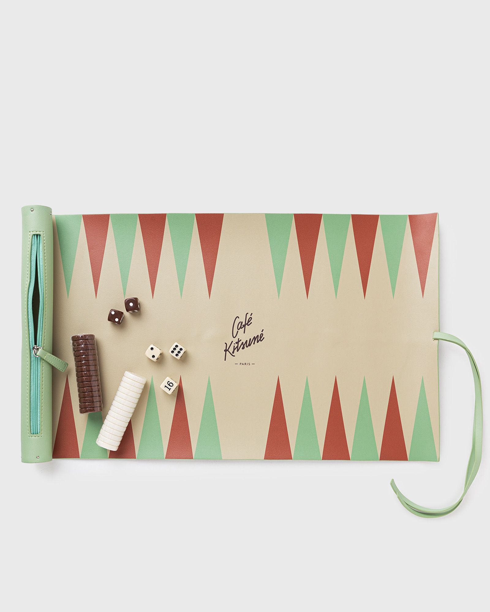 CAFE KITSUNE NOMAD BACKGAMMON