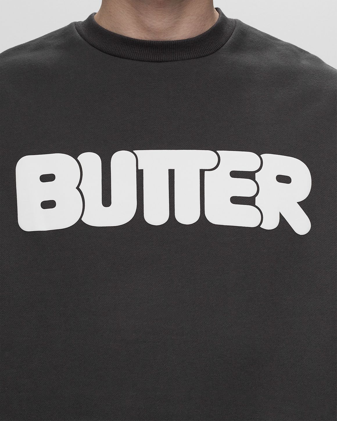 【BUTTER GOODS】 Rounded Logo Crewneck Sweatshirt, Black Puff Badge Logo Crewneck Sweatshirt – Butter Goods