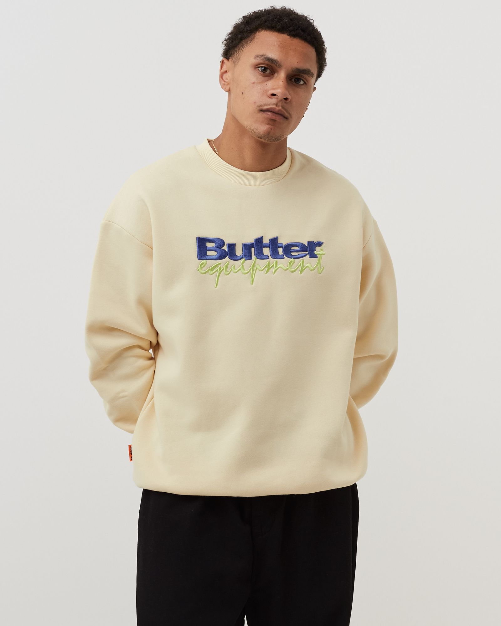 EQUIPMENT EMBROIDERED CREWNECK SWEATSHIRT