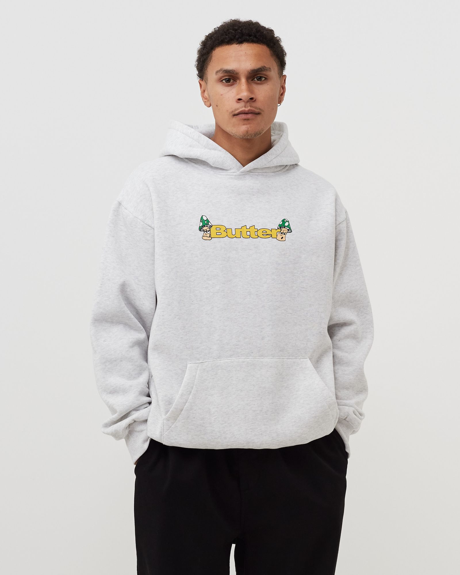 SHROOMS LOGO PULLOVER HOODIE