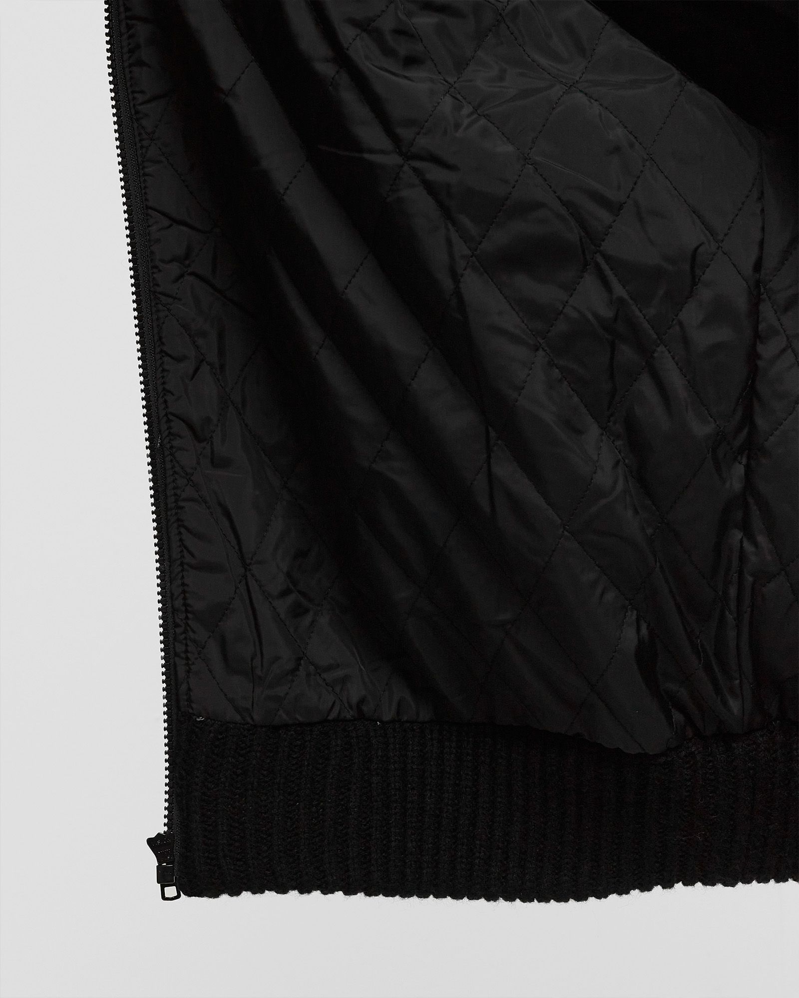 【PLEASURES/プレジャーズ】SMOKE KNITTED VARSITY Pleasures SMOKE KNITTED VARSITY JACKET Black White | BSTN Store