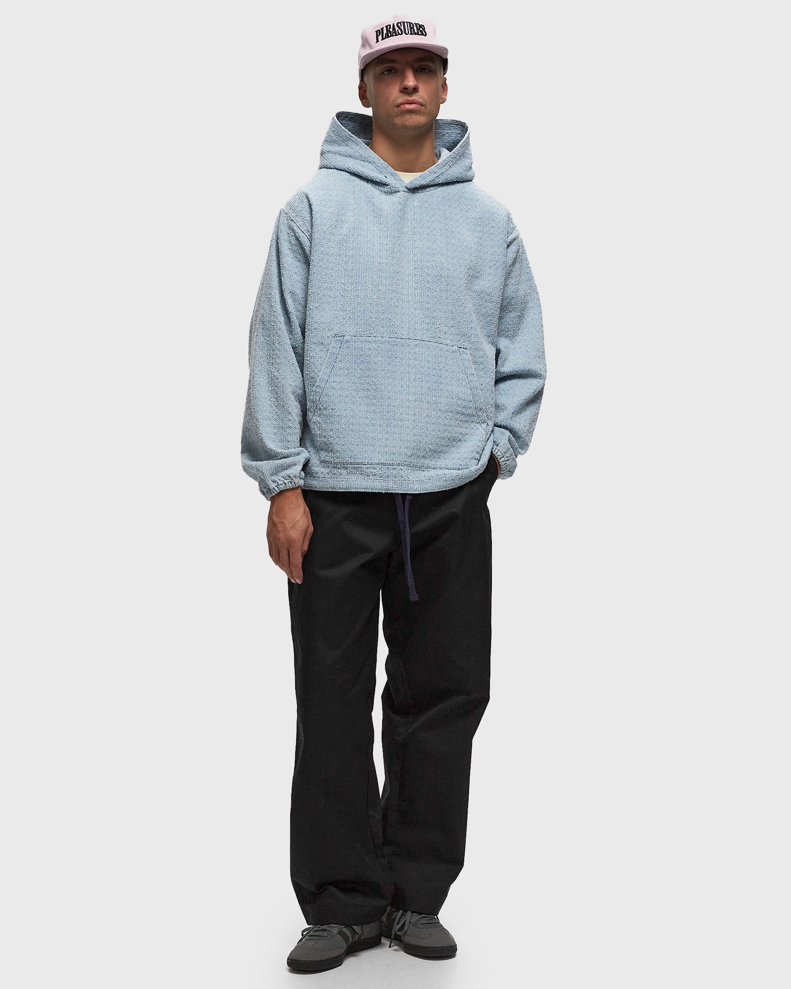 EXPAND PONCHO HOODIE