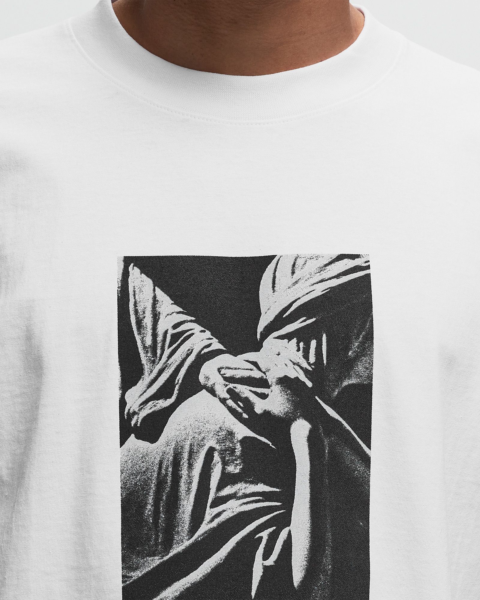 x Joy Division HANDS TEE