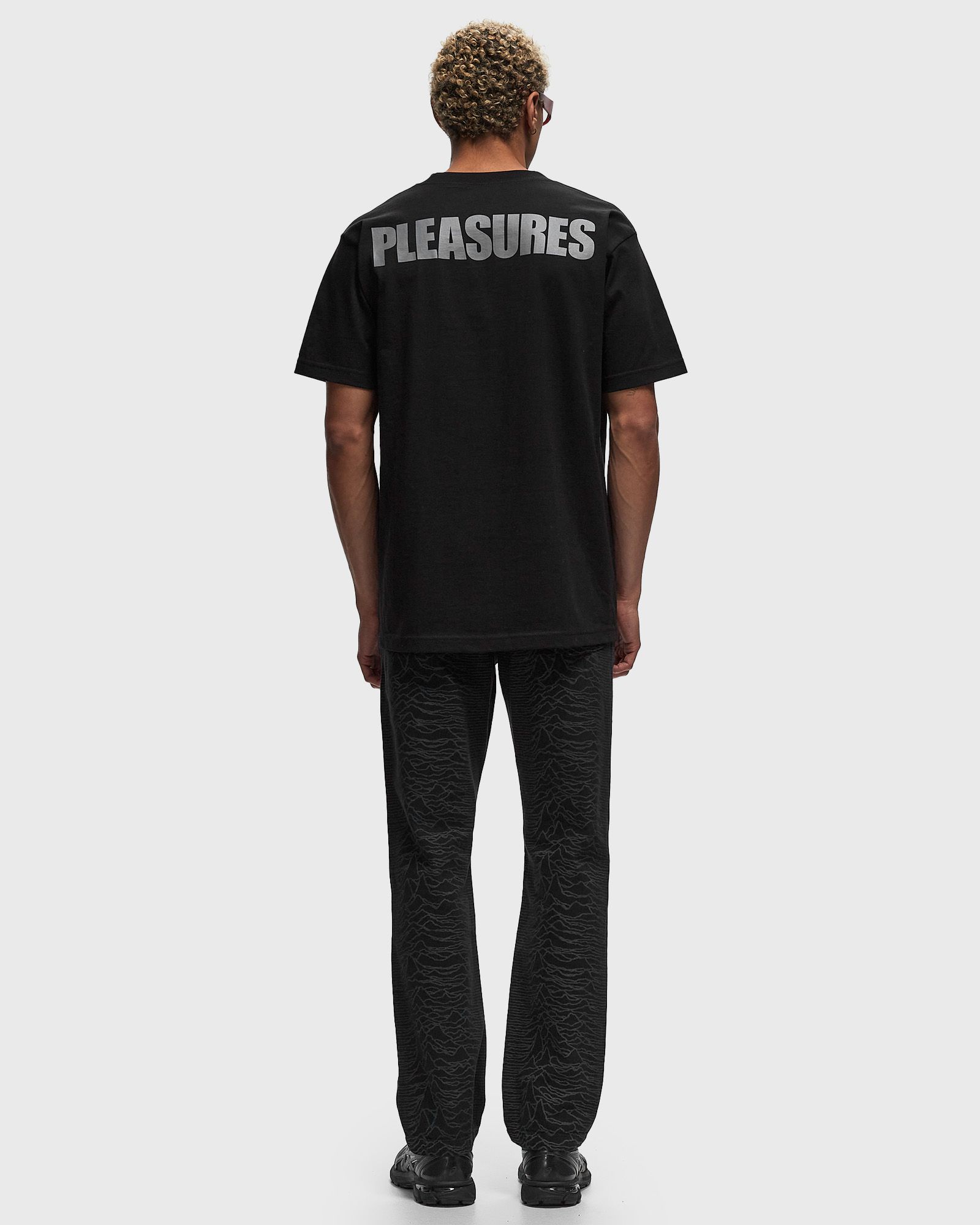 x Joy Division BROKEN IN TEE