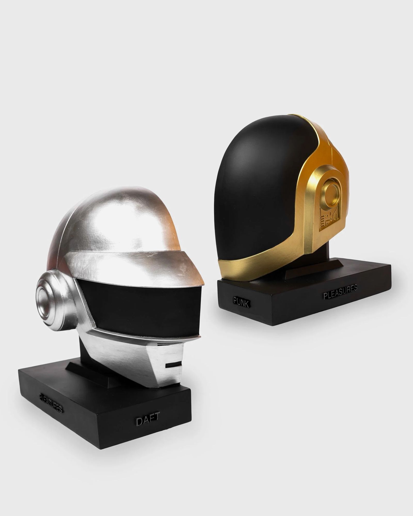 x DAFT PUNK HELMETS BOOKEND
