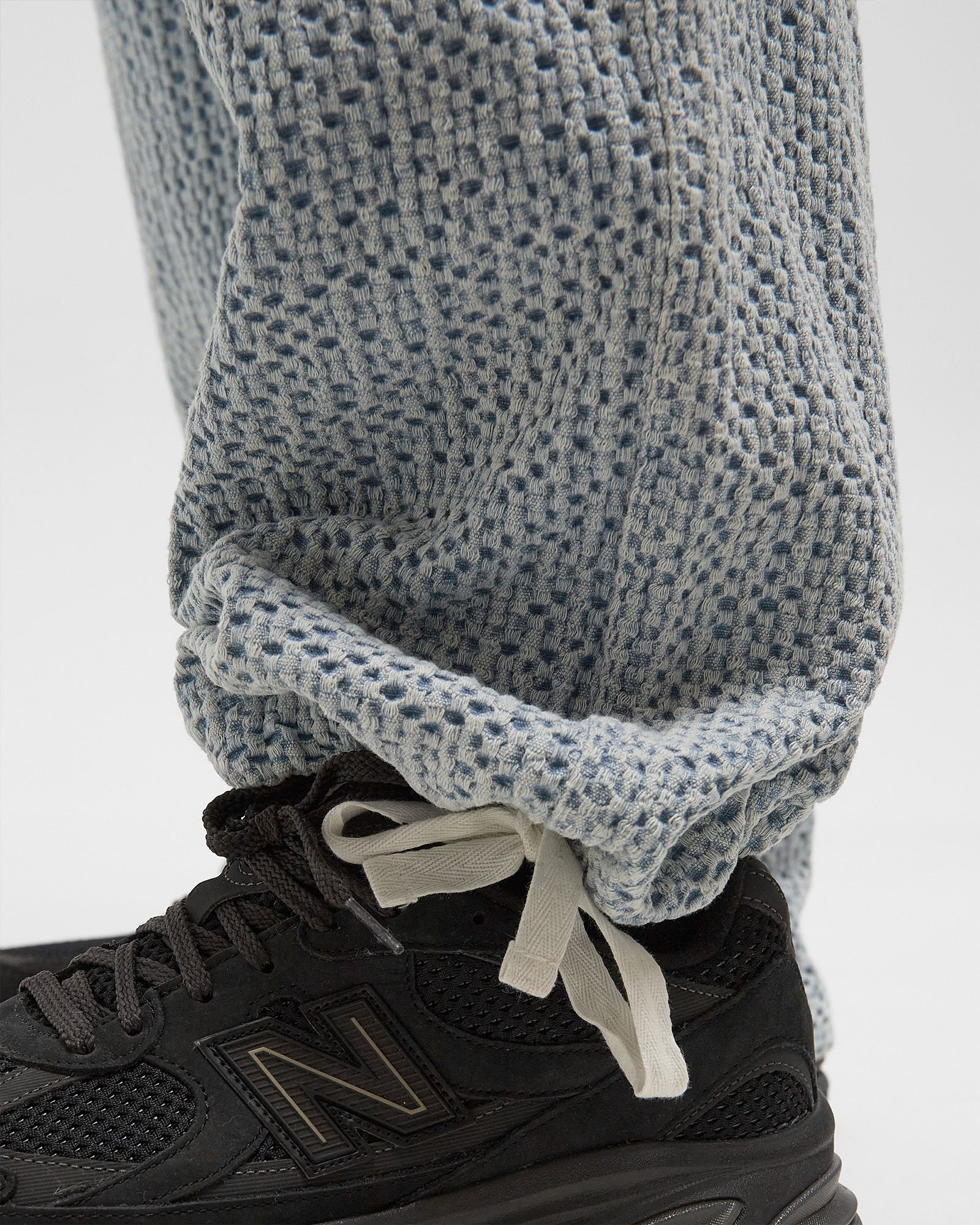 KNITTED INDIGO CARGO PANTS