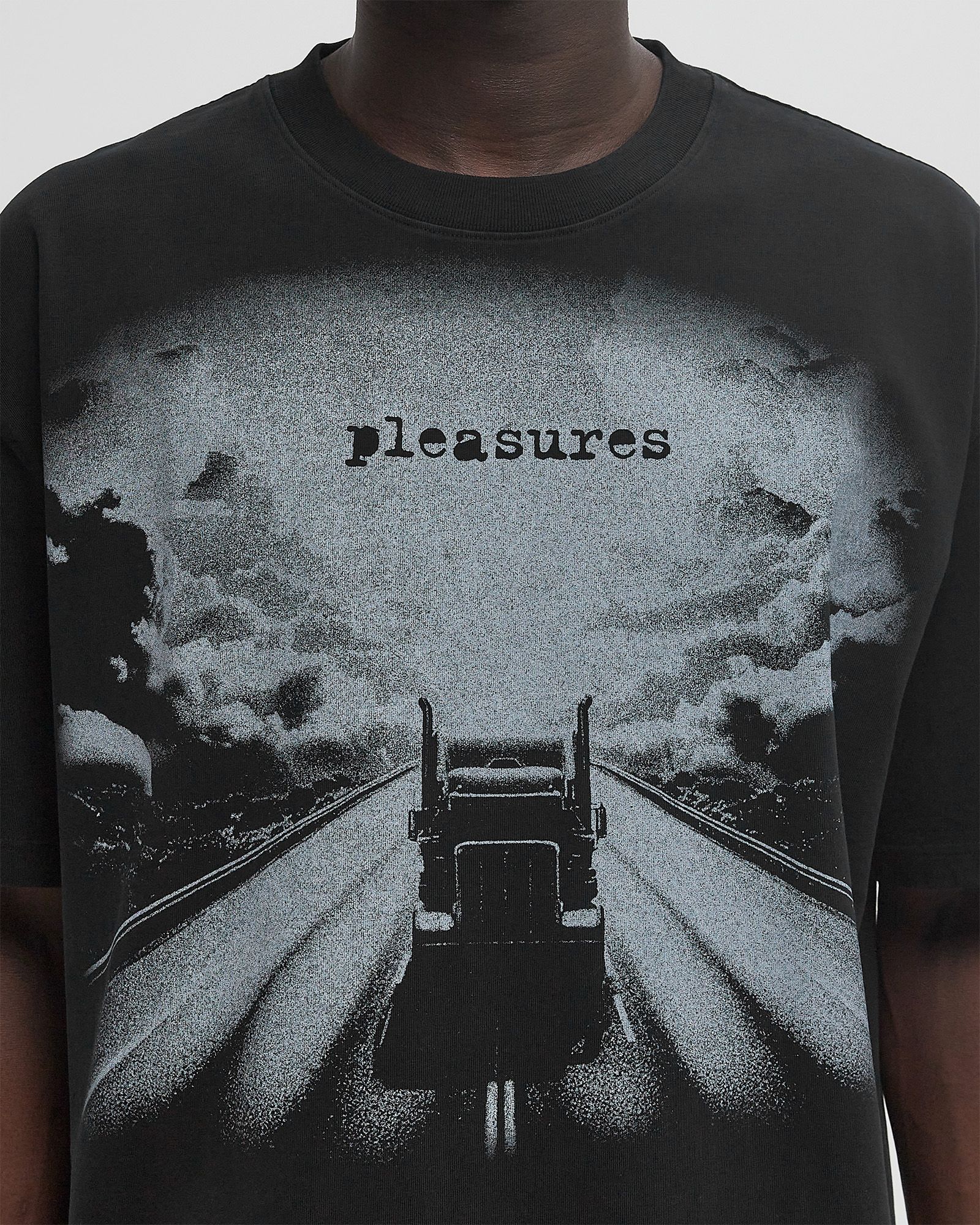 TRUCK HEAVYWEIGHT SHIRT