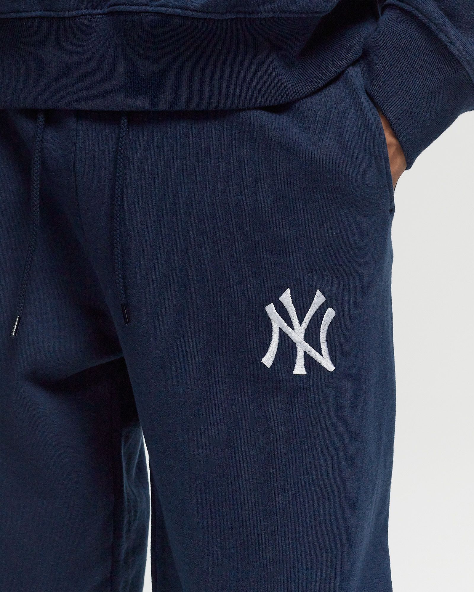Yankees Serif Sweatpant
