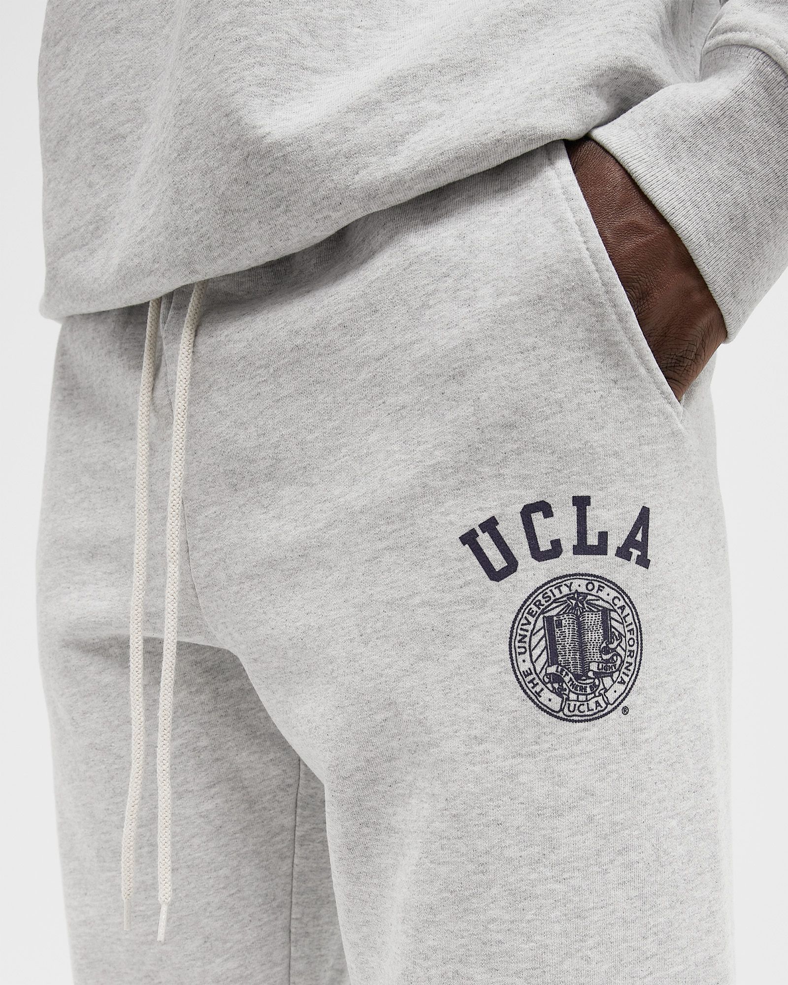 UCLA Crest Sweatpant