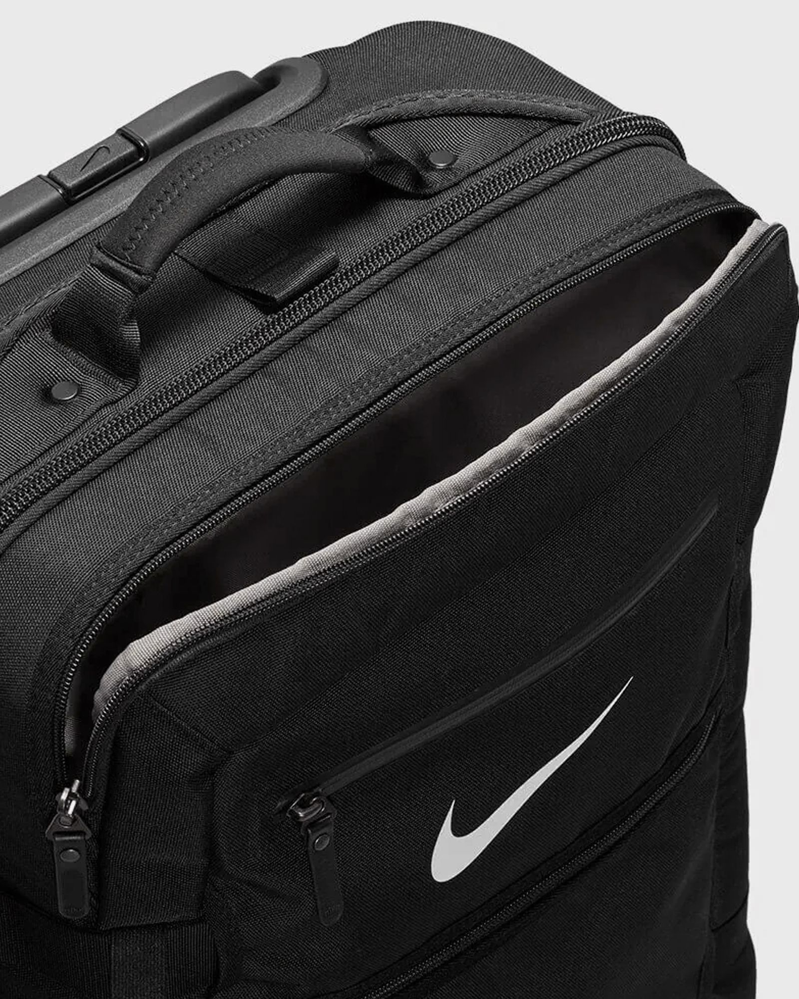 FIFTYONE49 CABIN ROLLER