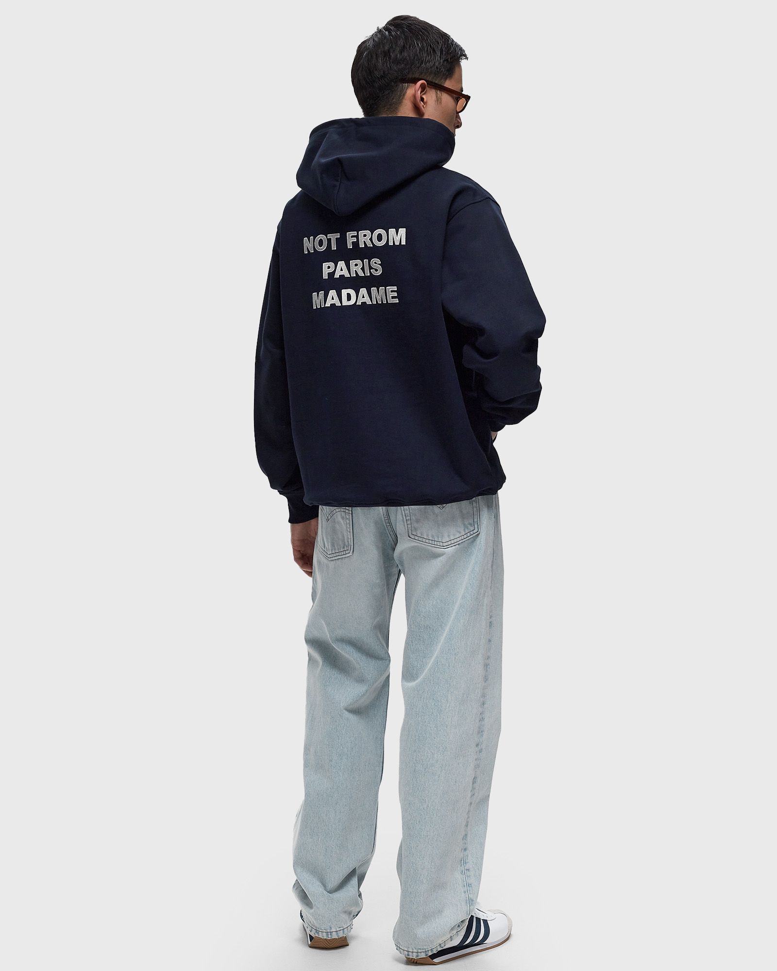 Le Hoodie Slogan