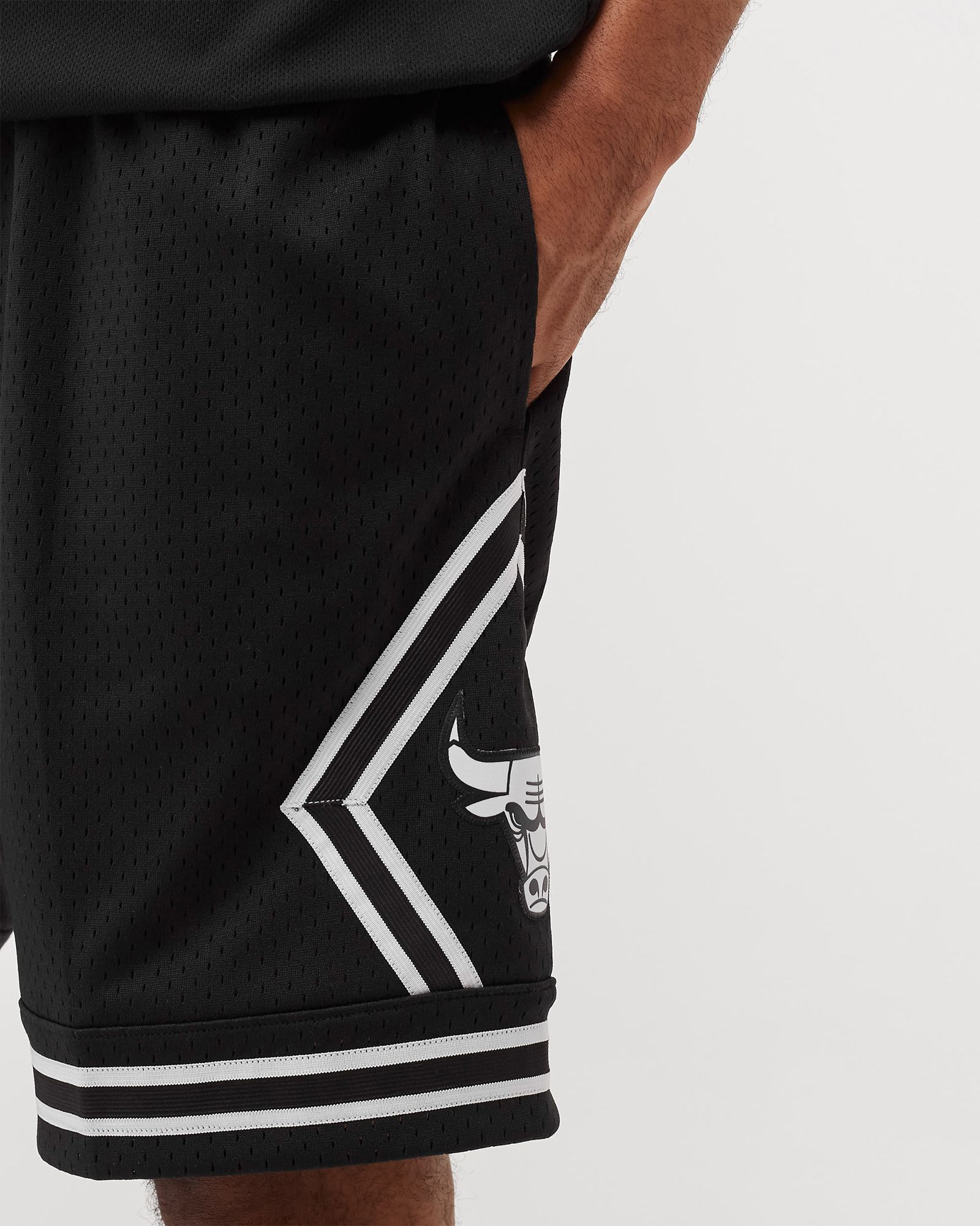 White Logo Swingman Chicago Bulls 1997 Shorts