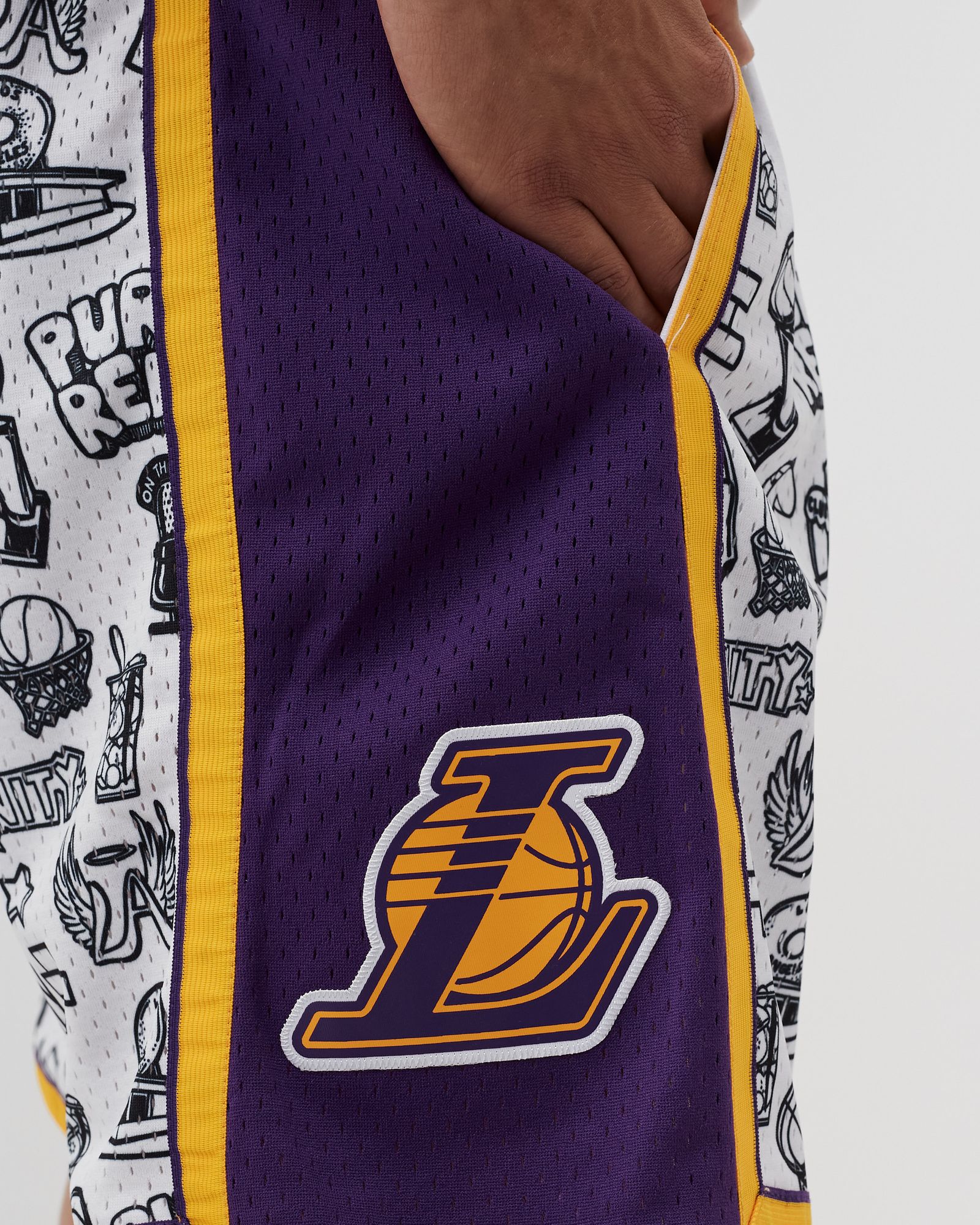 NBA DOODLE SWINGMAN SHORTS LAKERS 2009