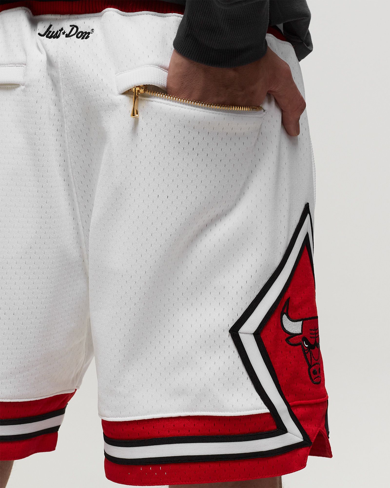 パンツ Just Don : basket shorts Chicago bulls Men's Black/Red Chicago Bulls NBA x Just Don Mesh Home Shorts