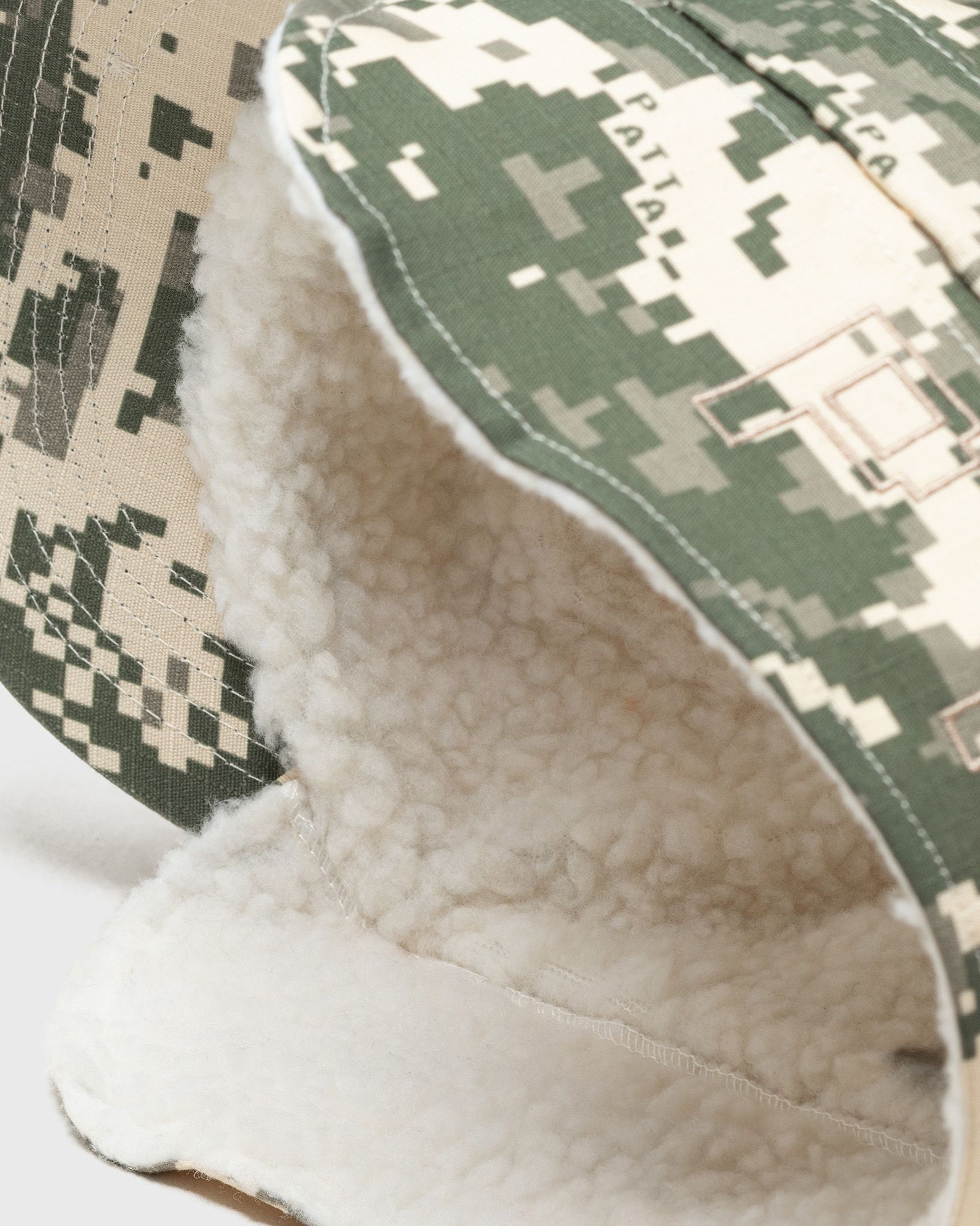 DIGI CAMO HUNTING FLAP CAP