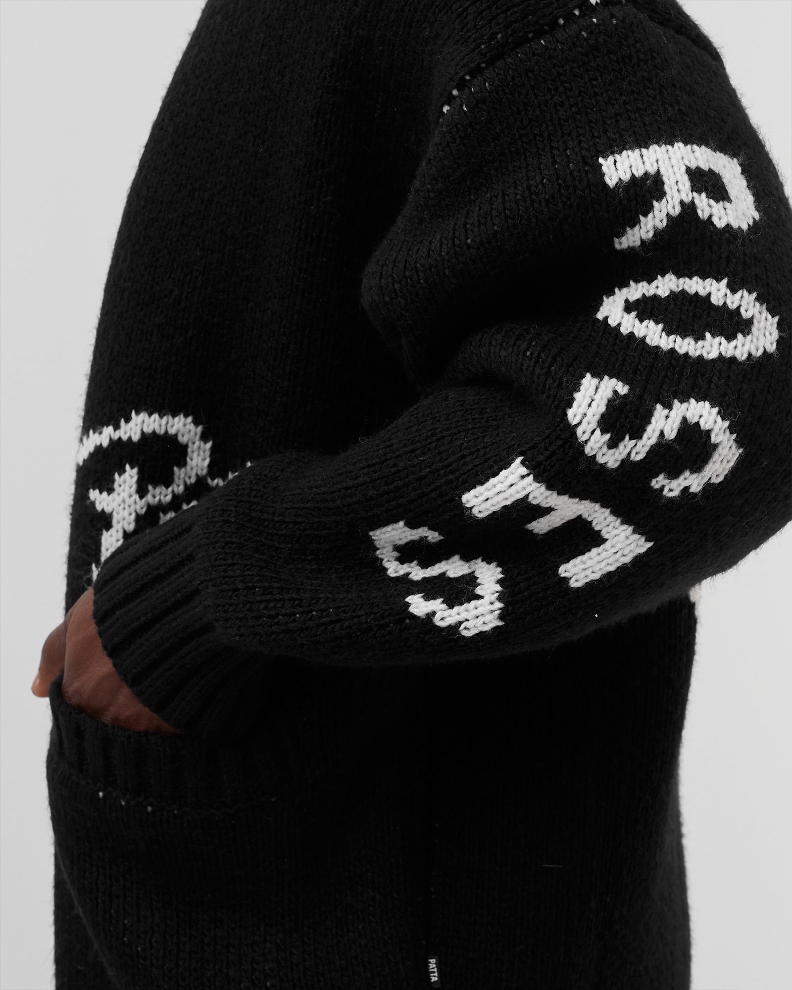 BLACK ROSES KNITTED CARDIGAN