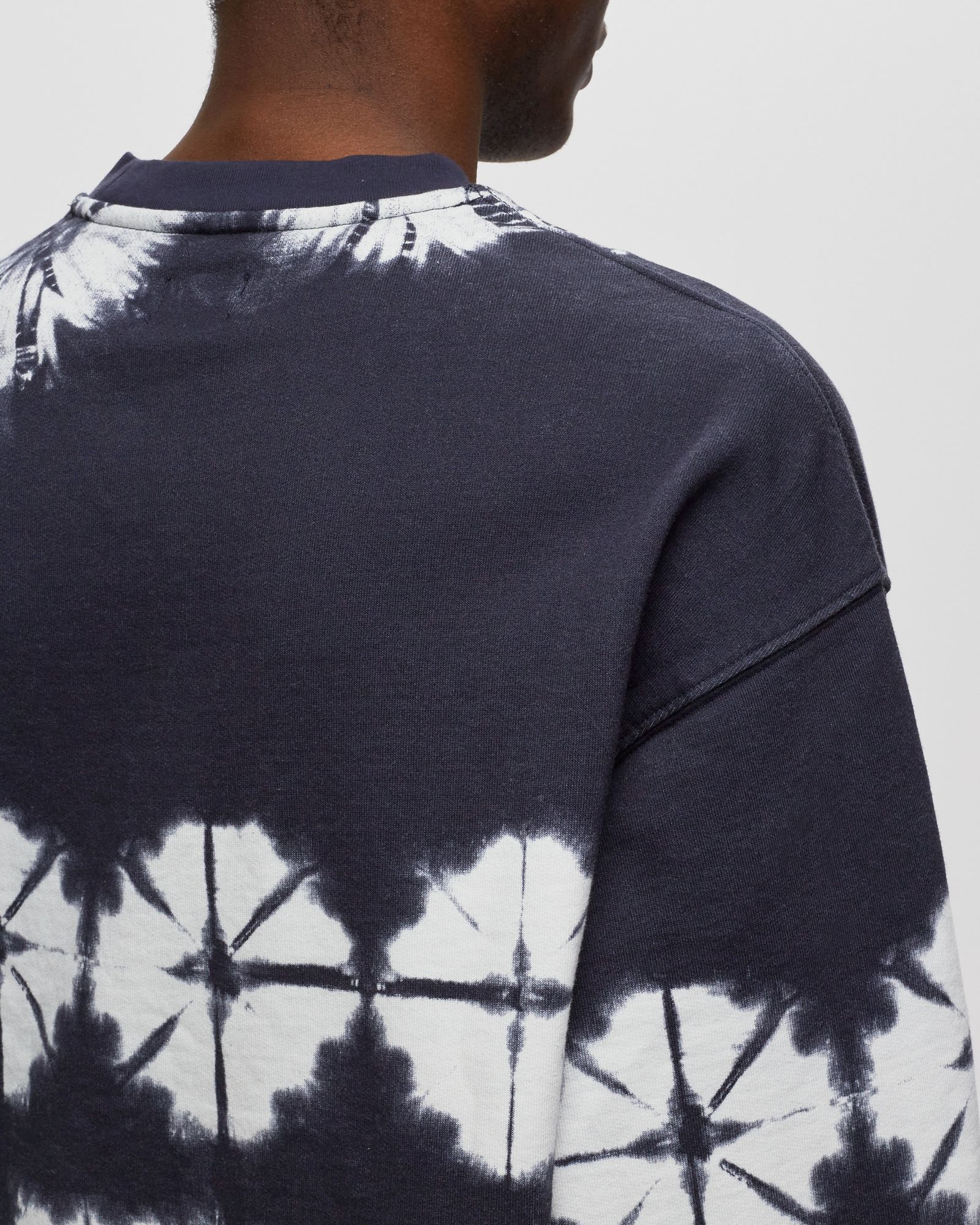 BASIC SHIBORI CREWNECK SWEATER