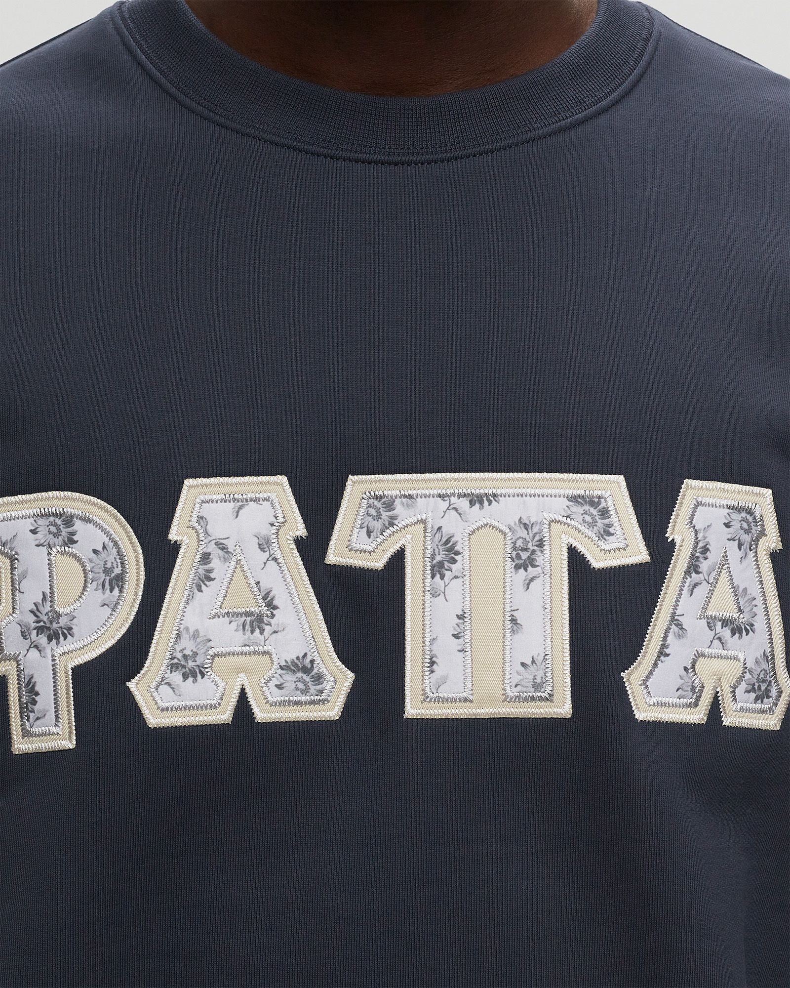 HOMESICK BOXY CREWNECK SWEATER