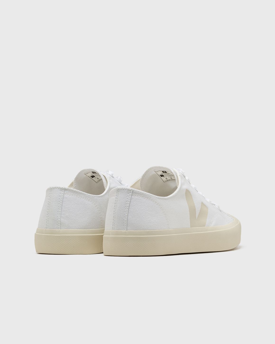 VEJA■WATA II LOW ■送料込 Veja WATA II LOW Black / White - Free delivery | Spartoo NET