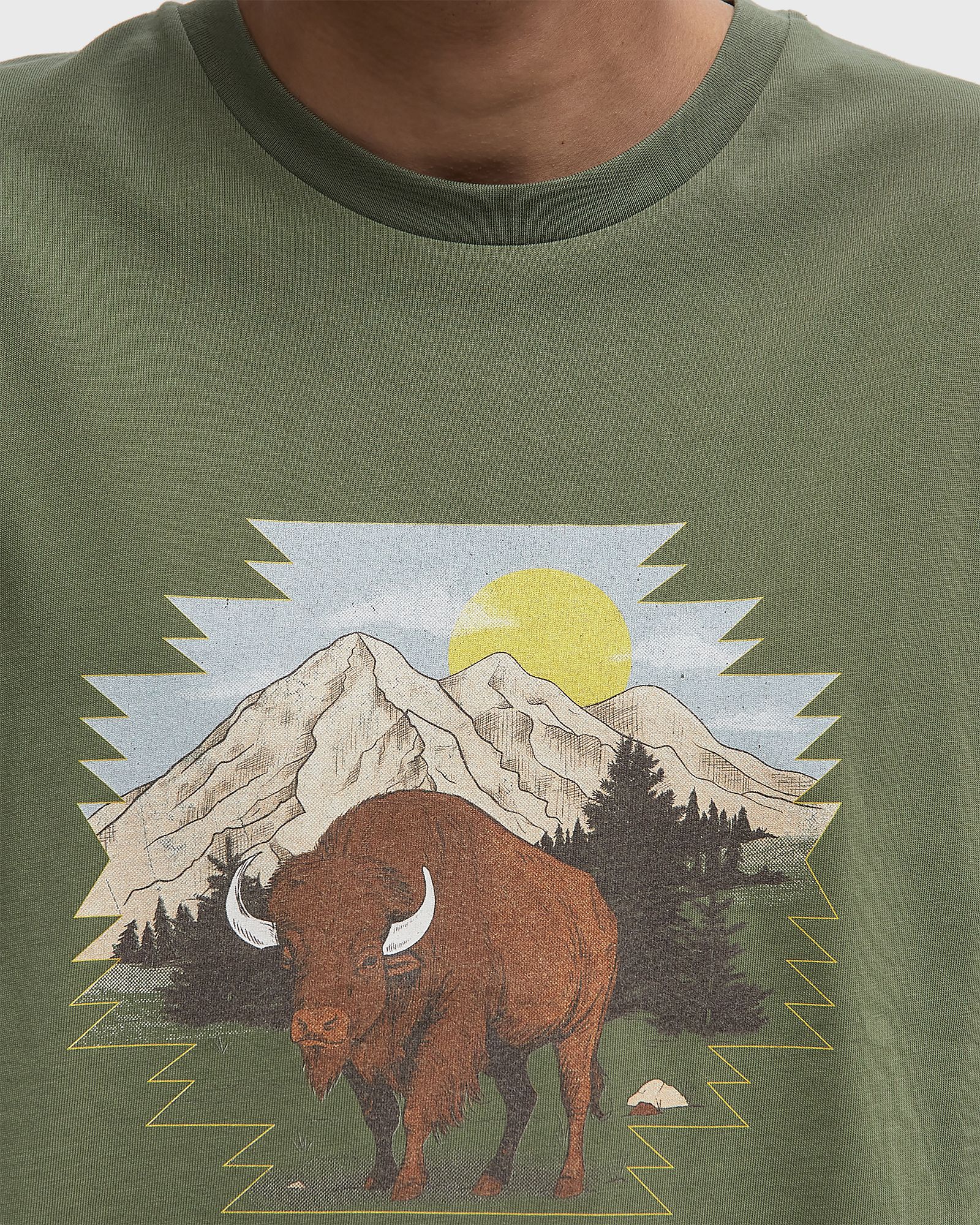 BUFFALO TEE