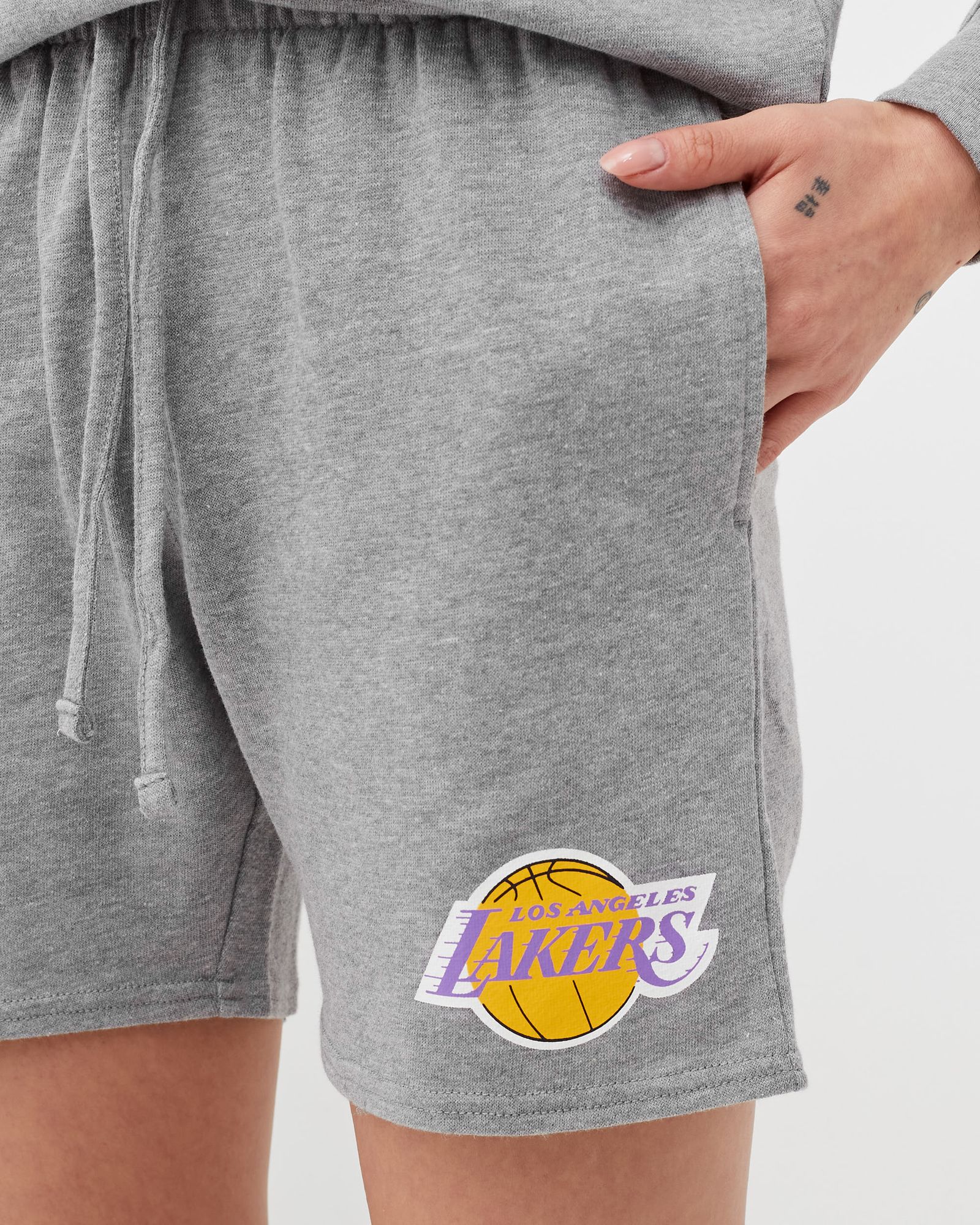 WOMENS LOGO SHORTS