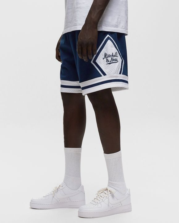 BRANDED DIAMOND SCRIPT SHORT