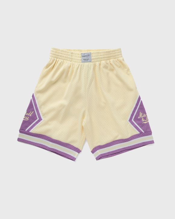 BRANDED DIAMOND SCRIPT SHORT