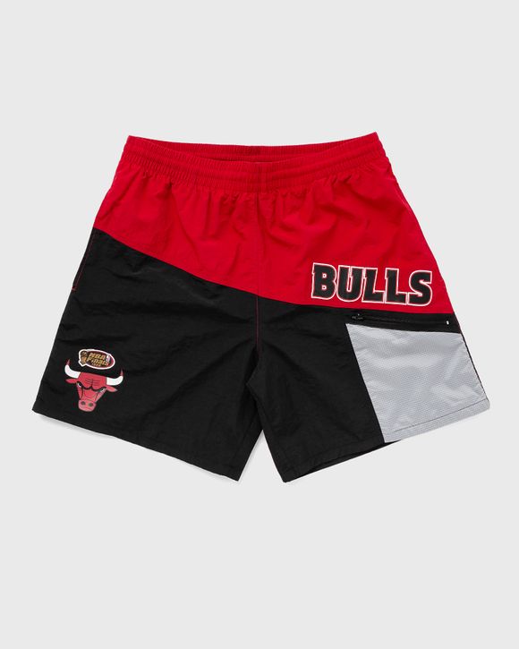 Just Don Chicago Bulls Shorts Medium Red White Black Spell Out 1997 1998  NBA Men