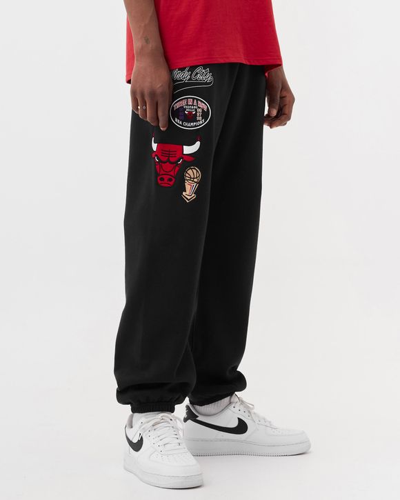 Shop Mitchell & Ness Chicago Bulls Champ City Fleece Joggers  PSWP3253-CBUYYPPPBLCK black