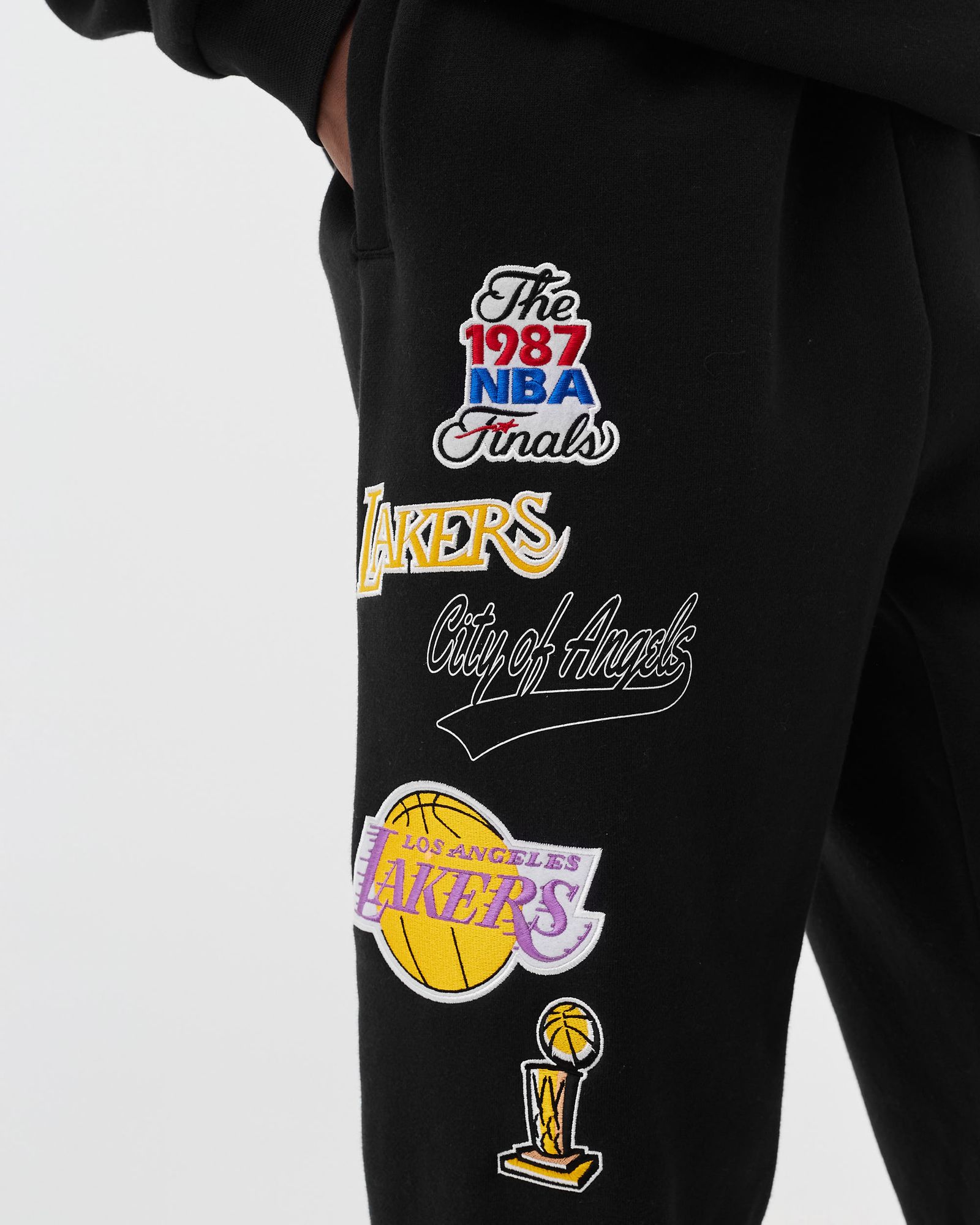 Champ City Fleece Bottoms - Los Angeles Lakers