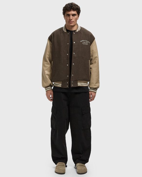 PRALINÉ PEGASUS VARSITY