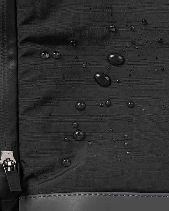 Rapha Pro Team Lightweight Backpack Black | BSTN Store