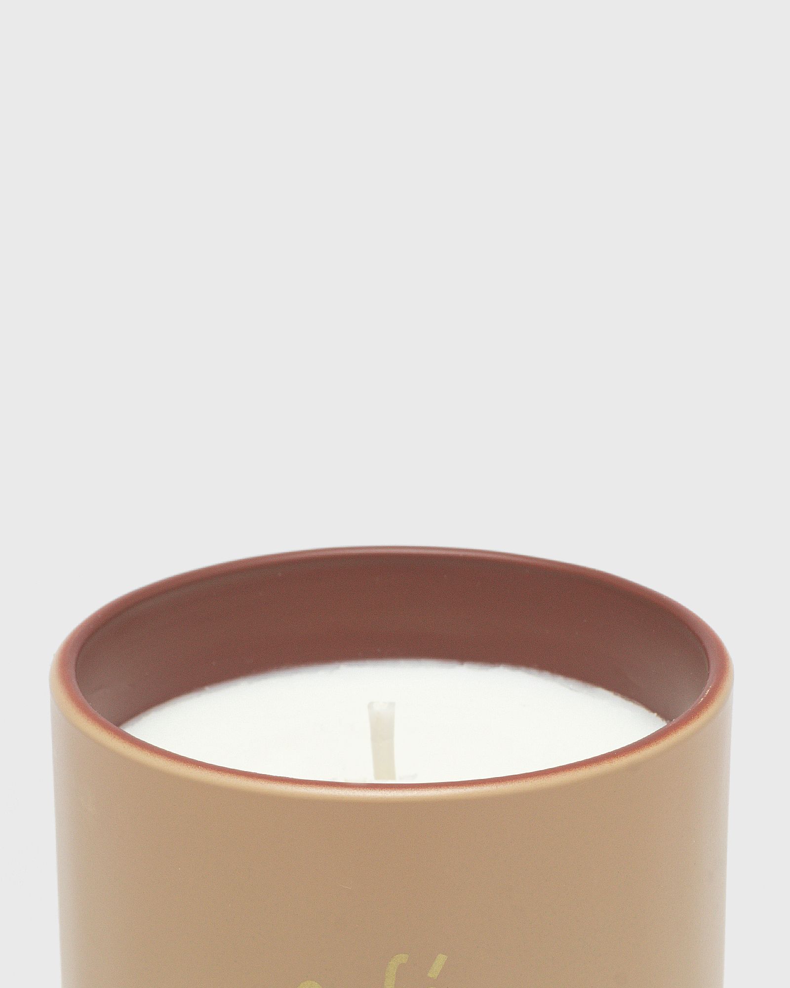 CAFÉ KITSUNÉ OUD SCENTED FESTIVE CANDLE - 200Gr