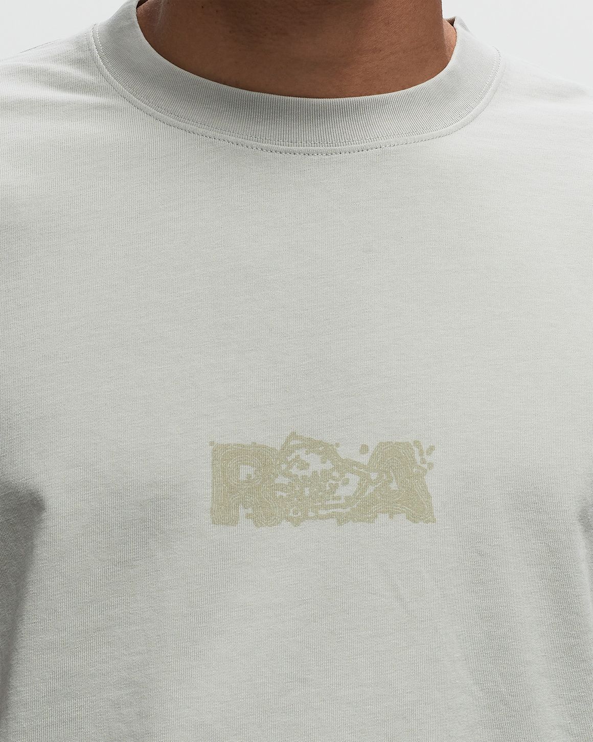 ROA｜ (Shortsleeve Graphic (RBMW086FA63-WTH0005)) Roa Shortsleeve Graphic Grey | BSTN Store
