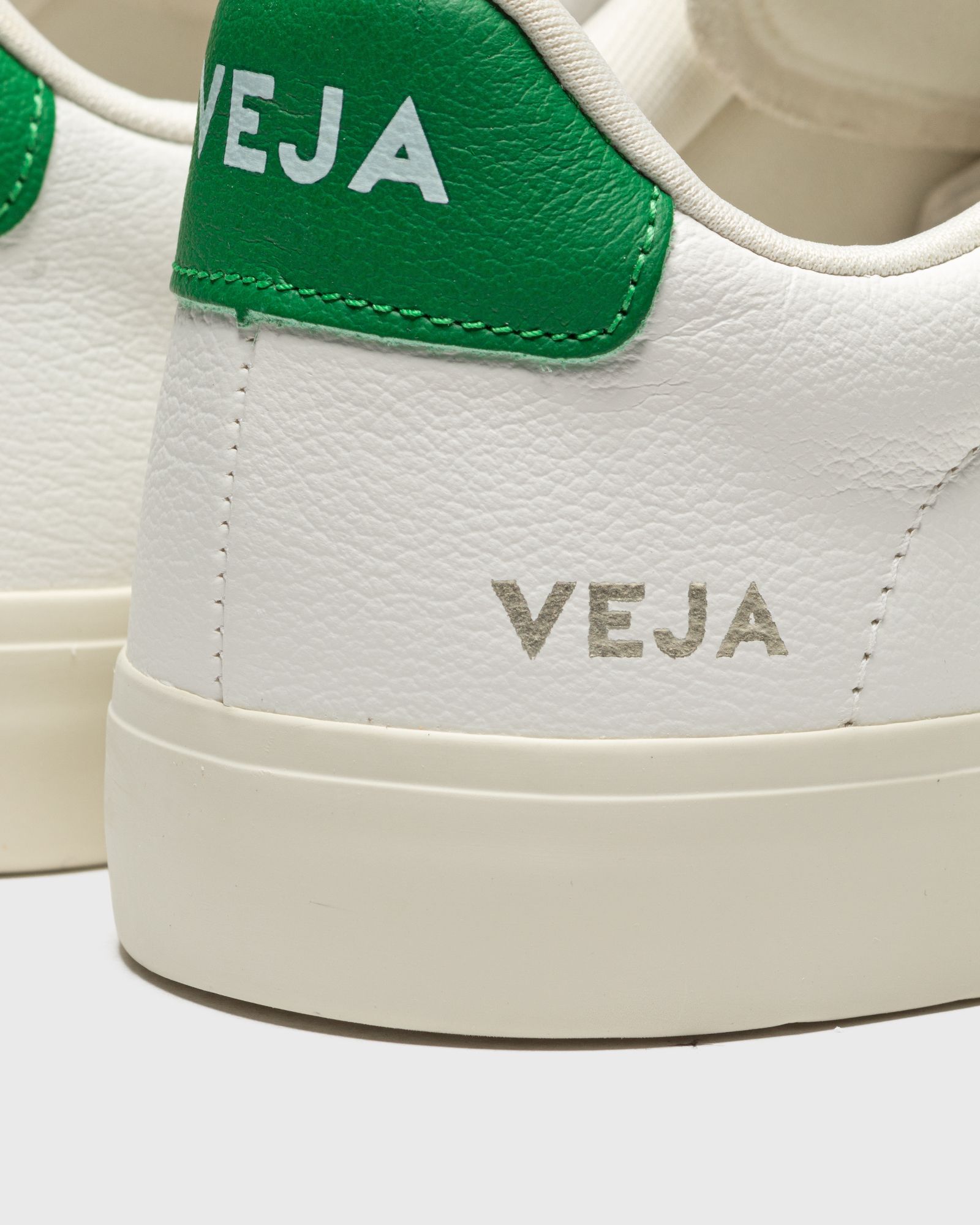 WMNS RECIFE CHROMEFREE