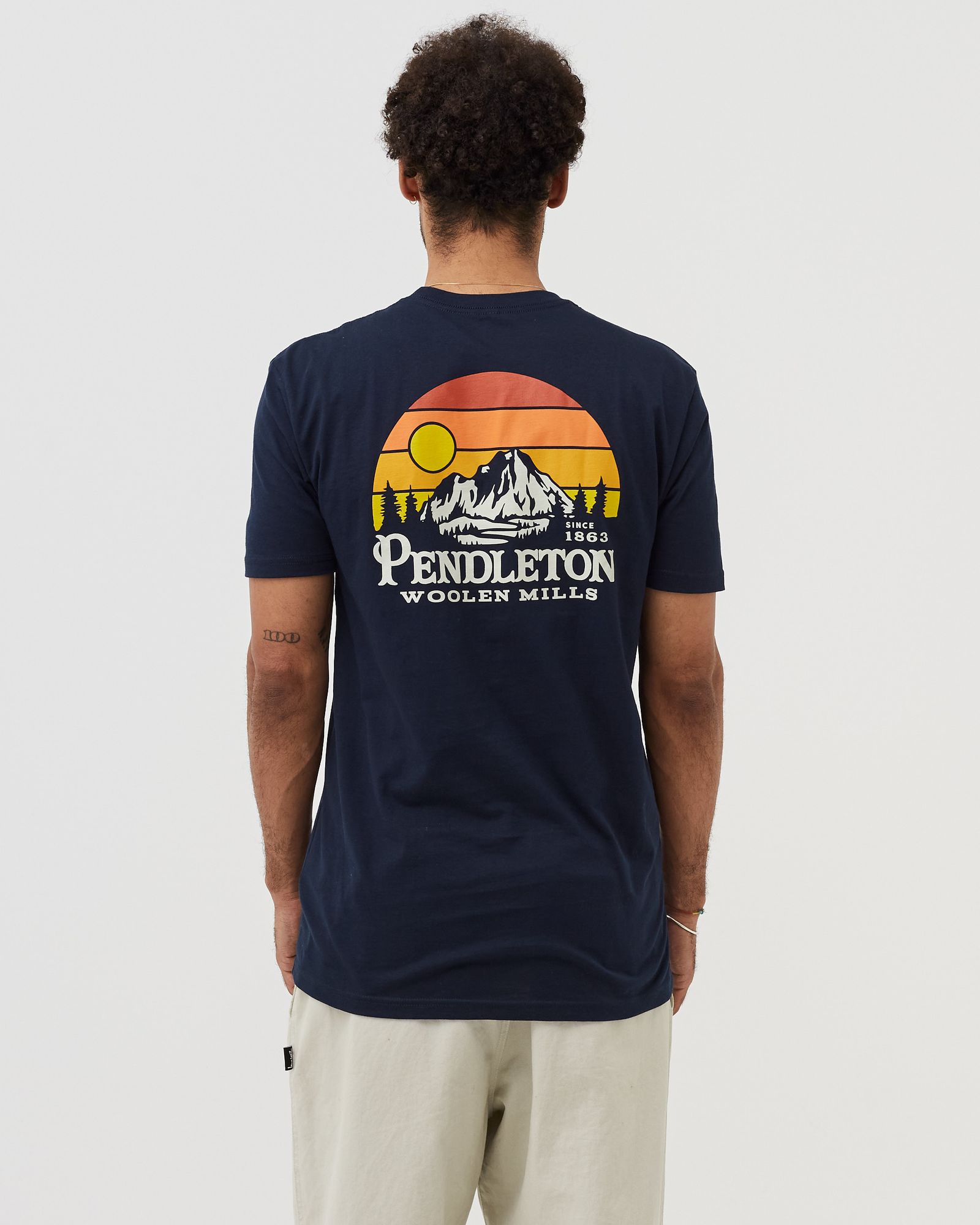 MOUNTAIN VIEW LOGO GRAPHIC TEE