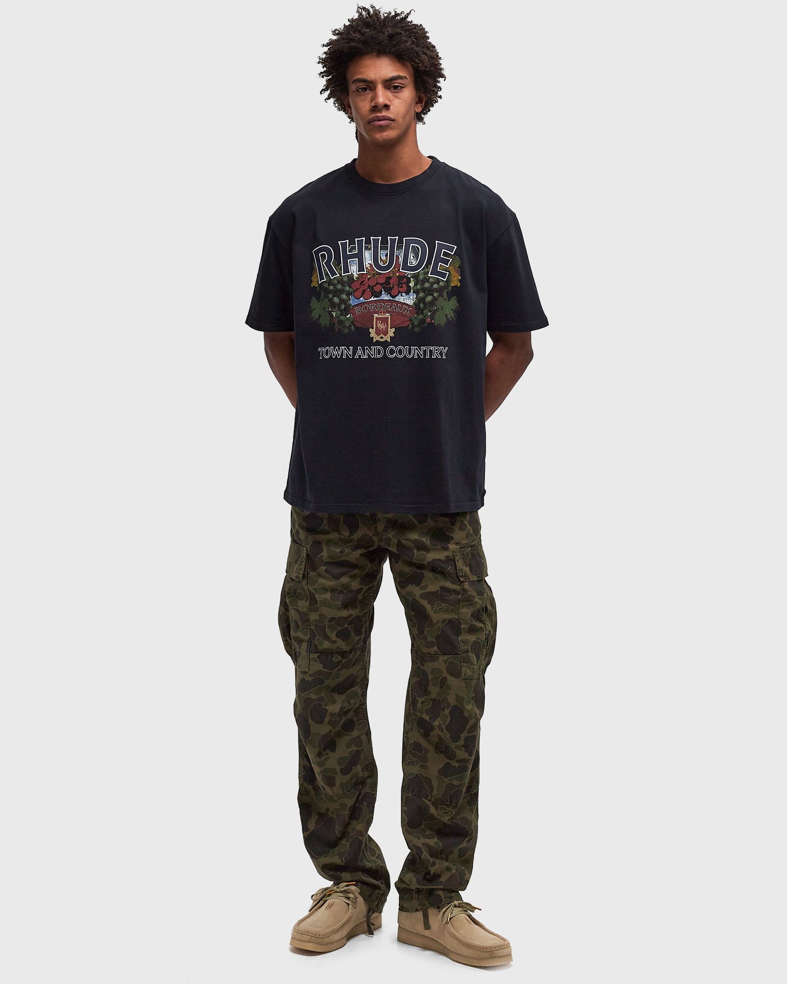 TOWN AND COUNTRY TEE