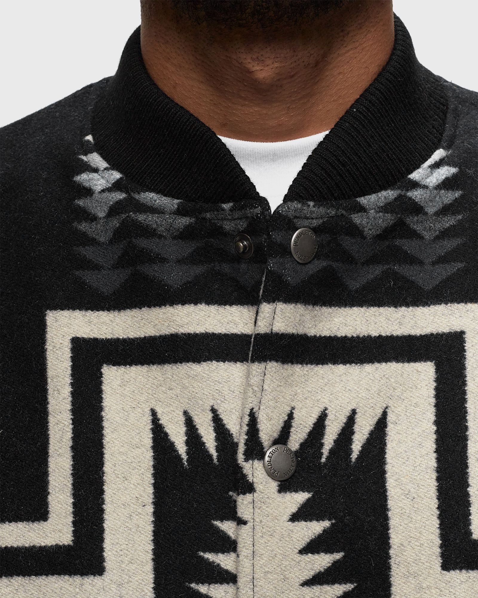 QUILTED GORGE SNAP JACKET