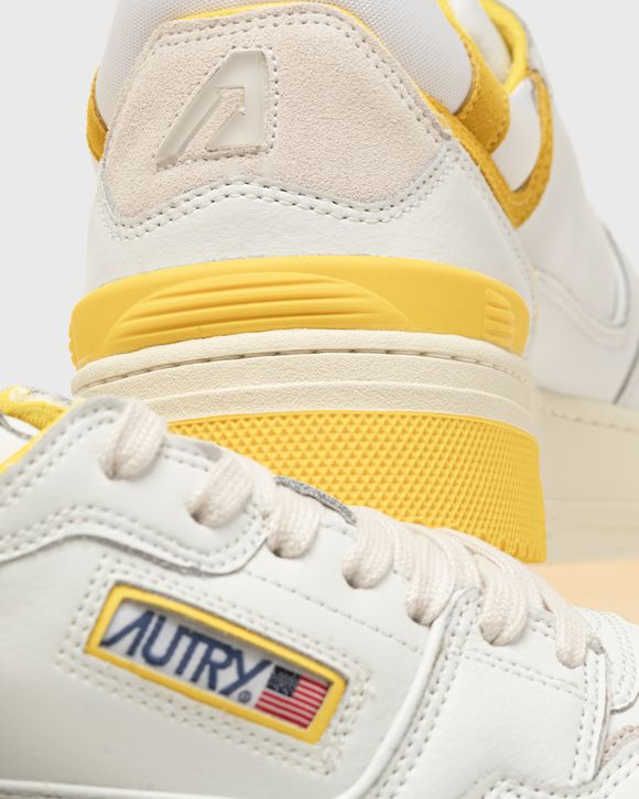 Autry Action Shoes CLC LOW White/Yellow | BSTN Store