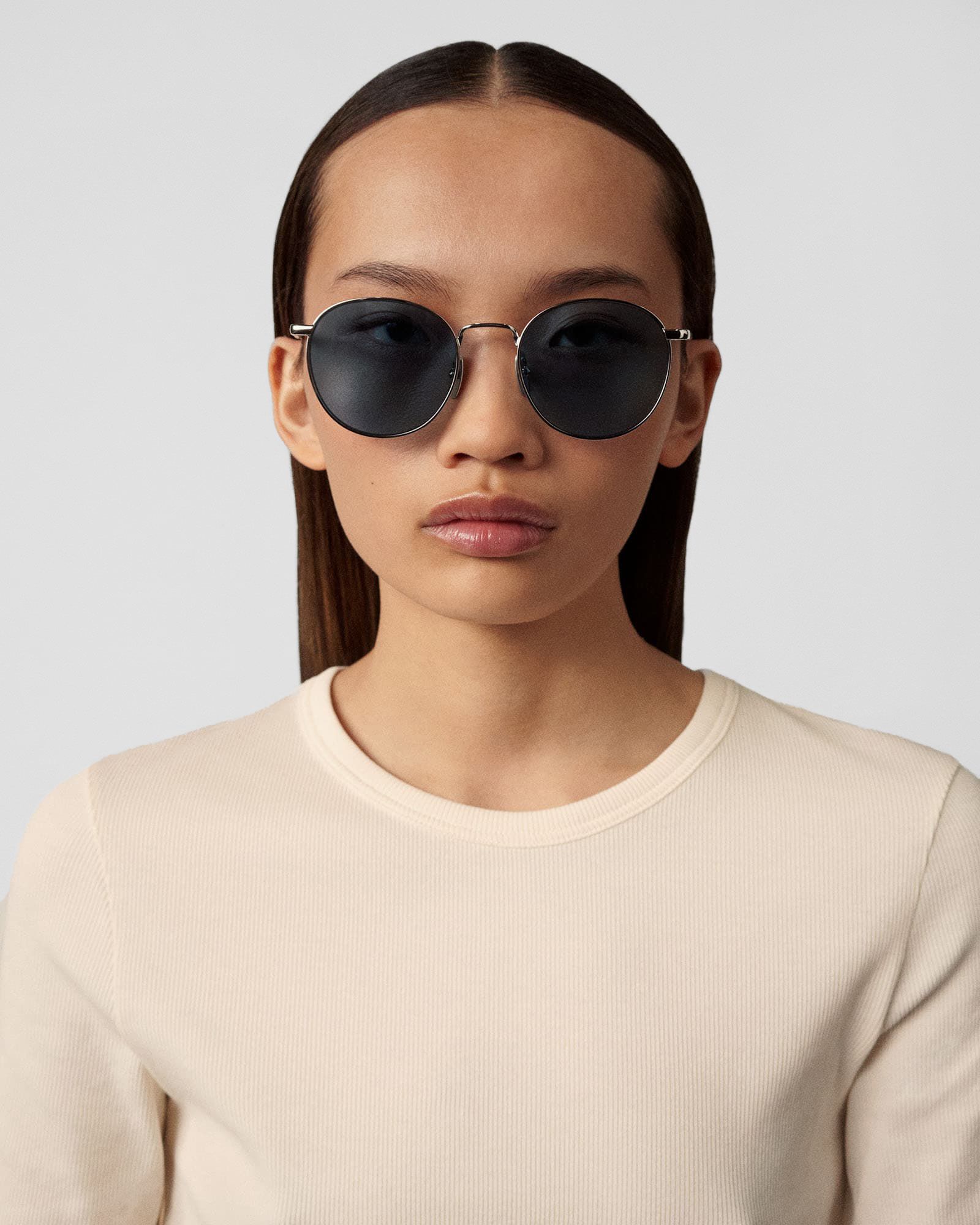 ROUND BLUE P SUNGLASSES