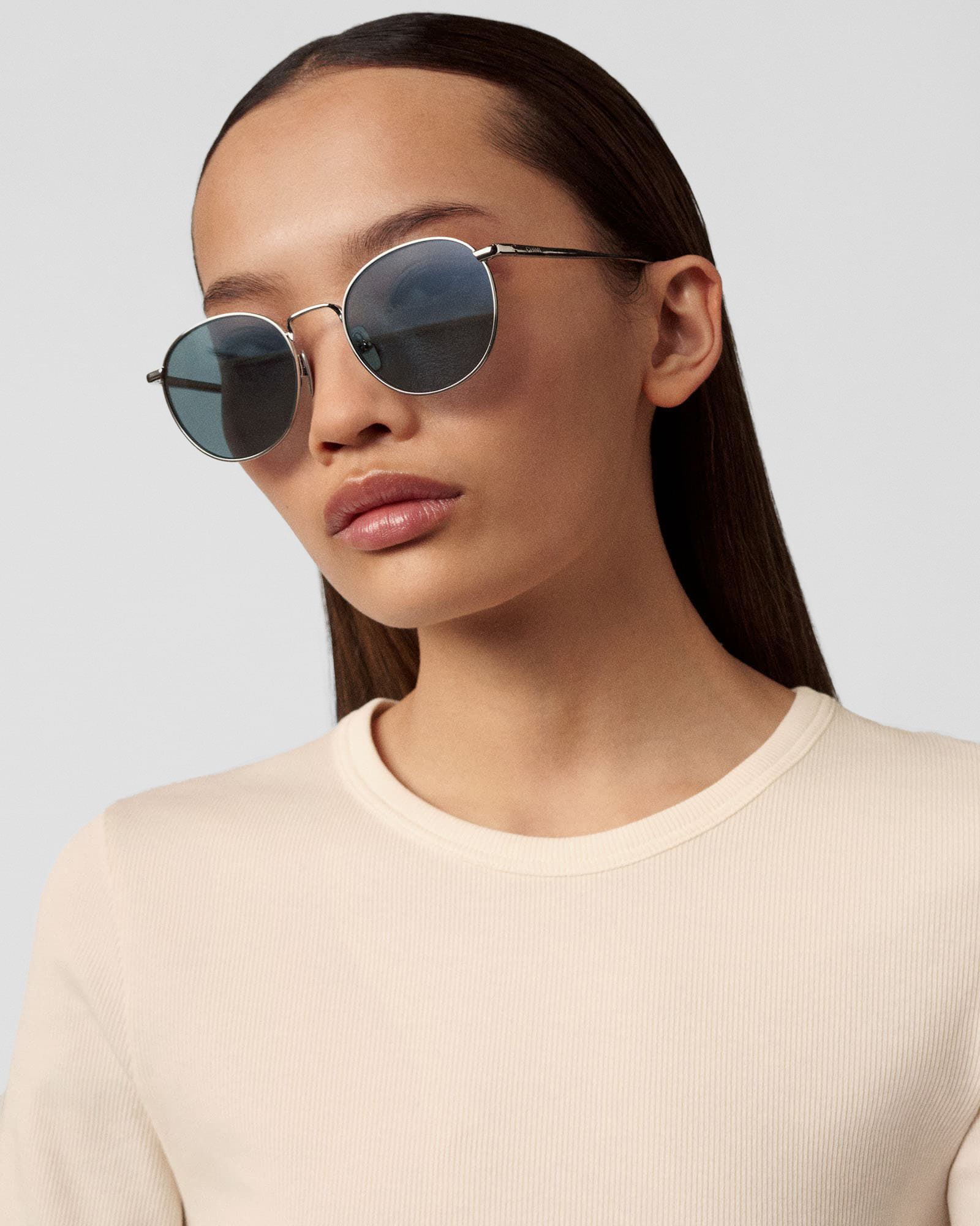 ROUND BLUE P SUNGLASSES