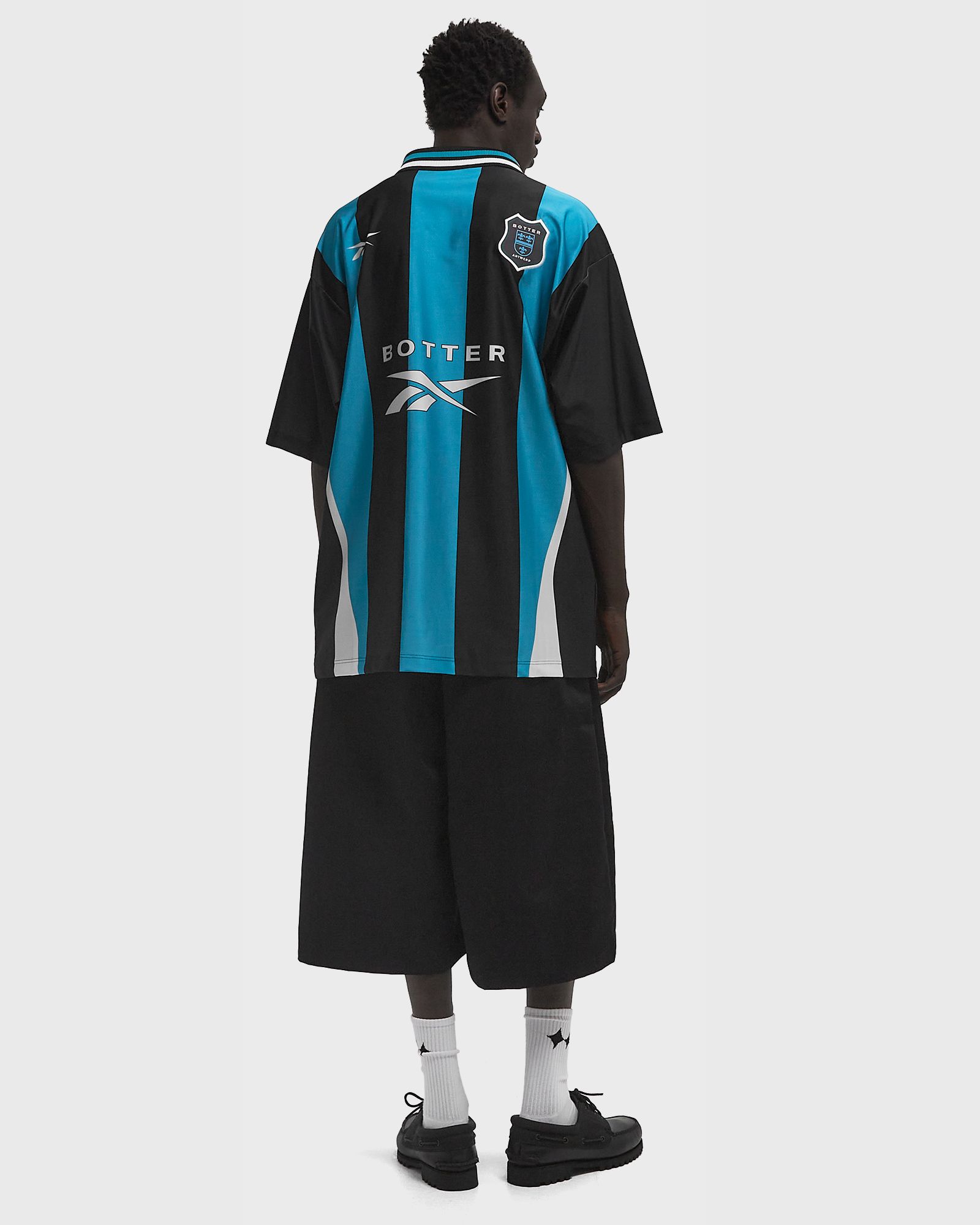 REVERSE SOCCER TEE STRIPED