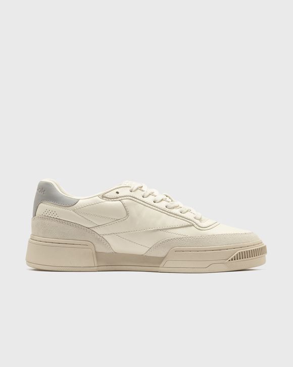 Reebok club c on sale vs adidas continental 8