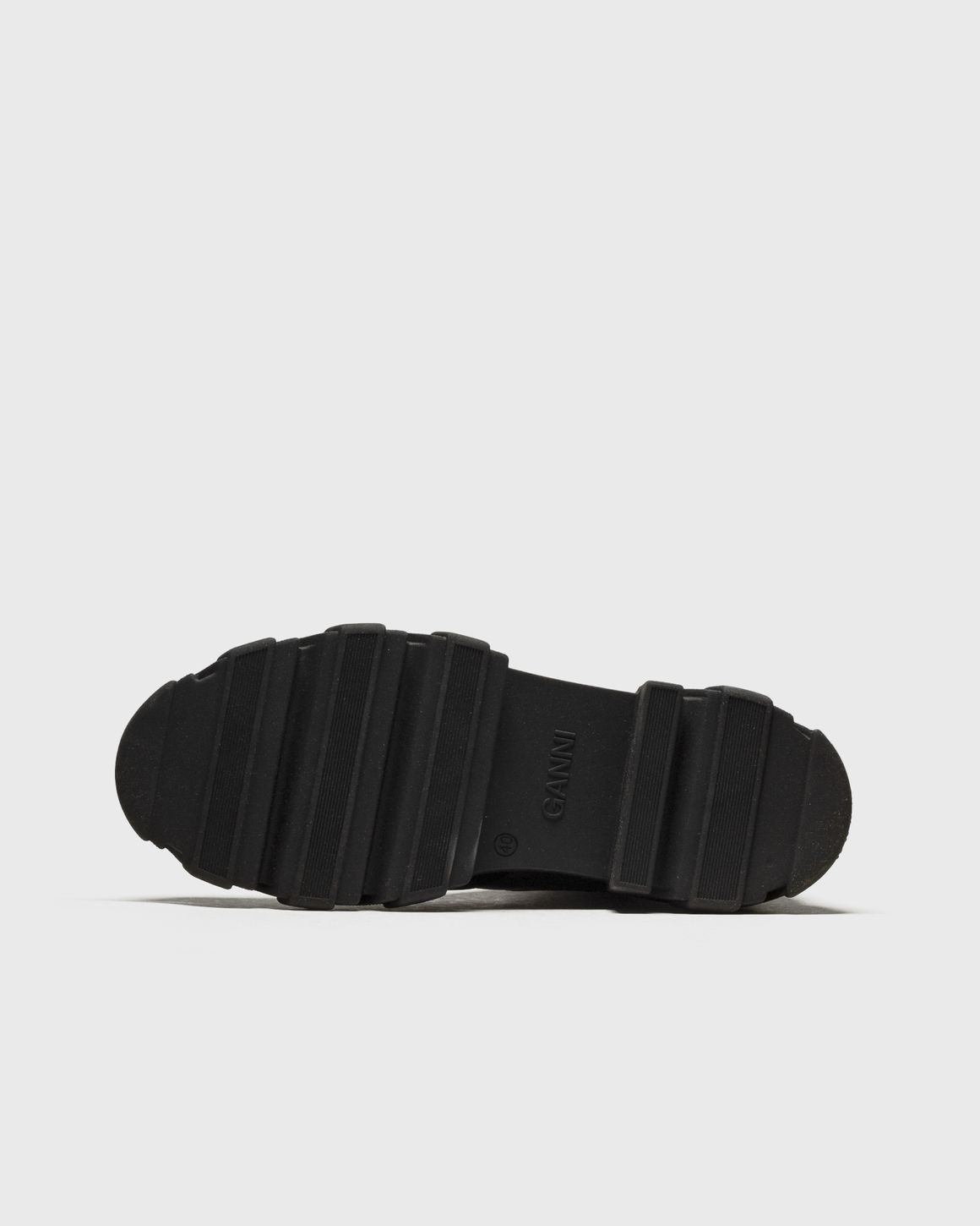 GANNI｜BOOTS (MID CHELSEA BOOTS (S1904 861)) Ganni Mid Chelsea Boot Black | BSTN Store