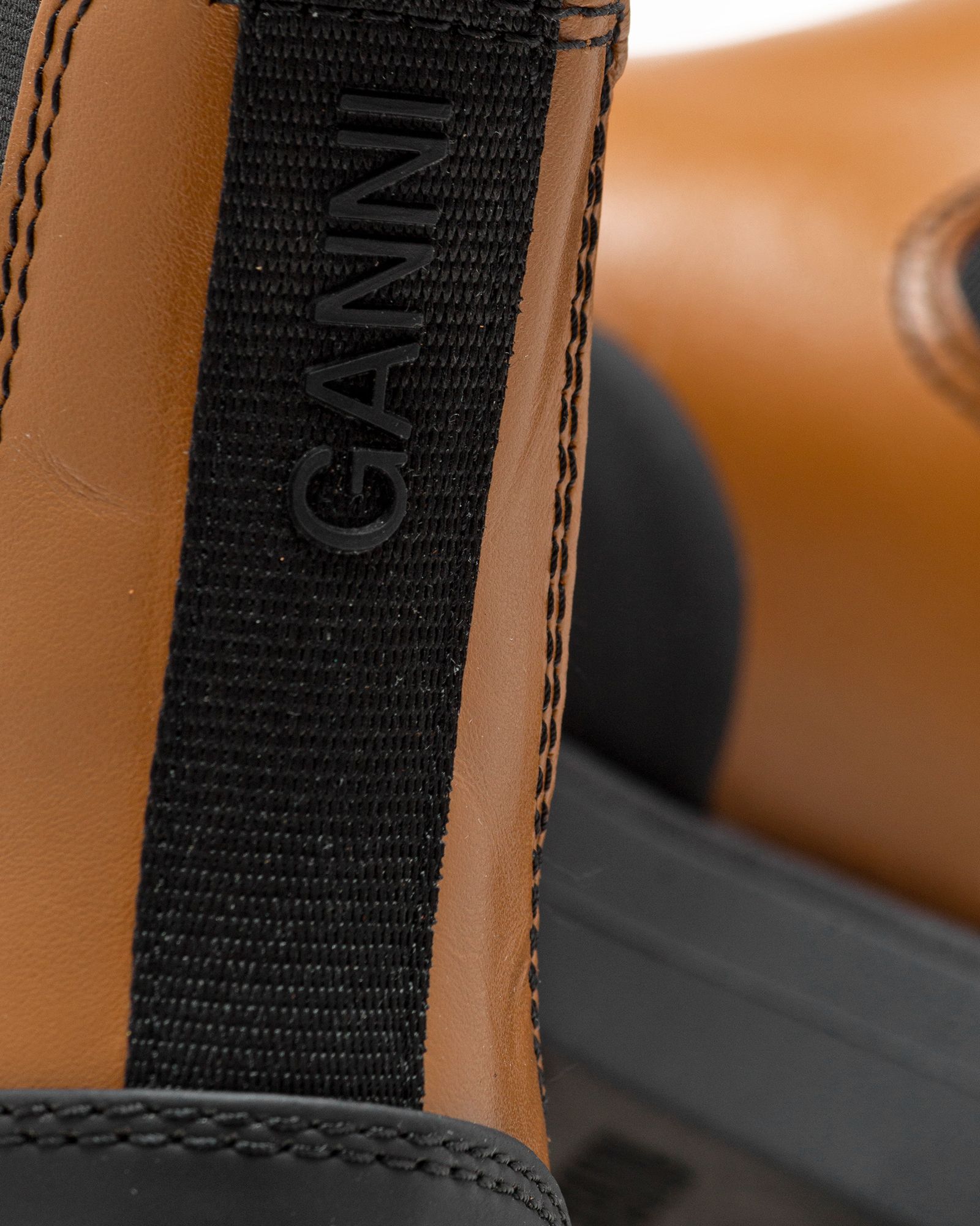 Cleated Low Chelsea Boot