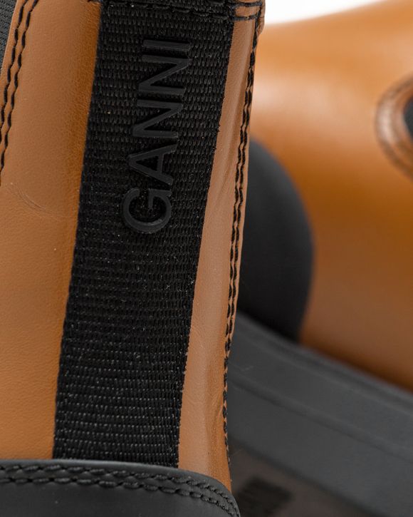 Cleated Low Chelsea Boot