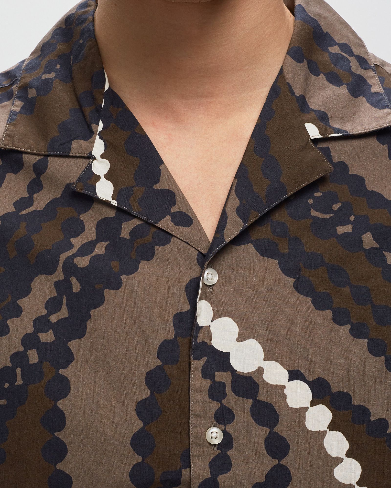 EREN SHORTSLEEVE SHIRT ITL CO KNOT PRINT