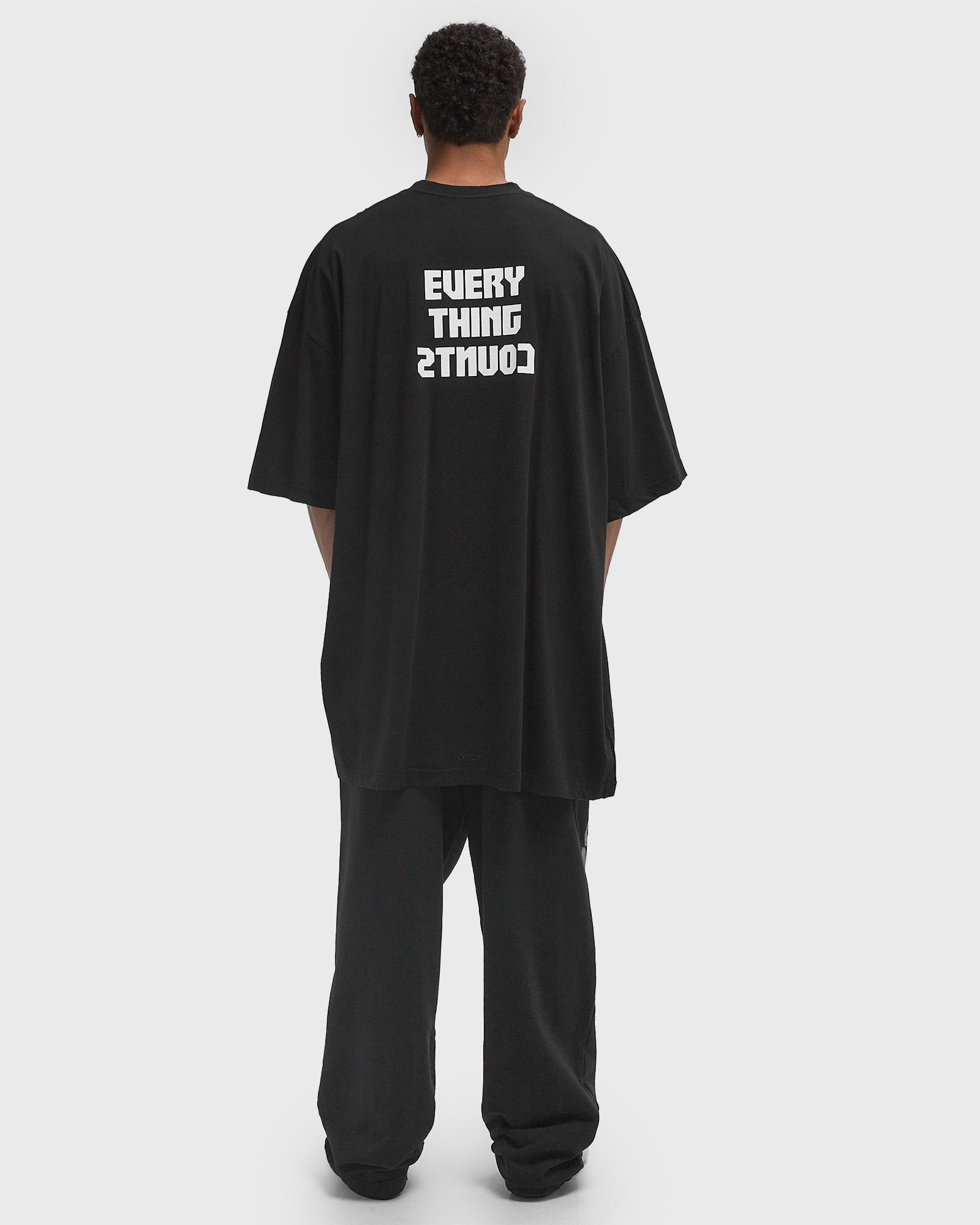 POINT ZERO OVERSIZED TEE