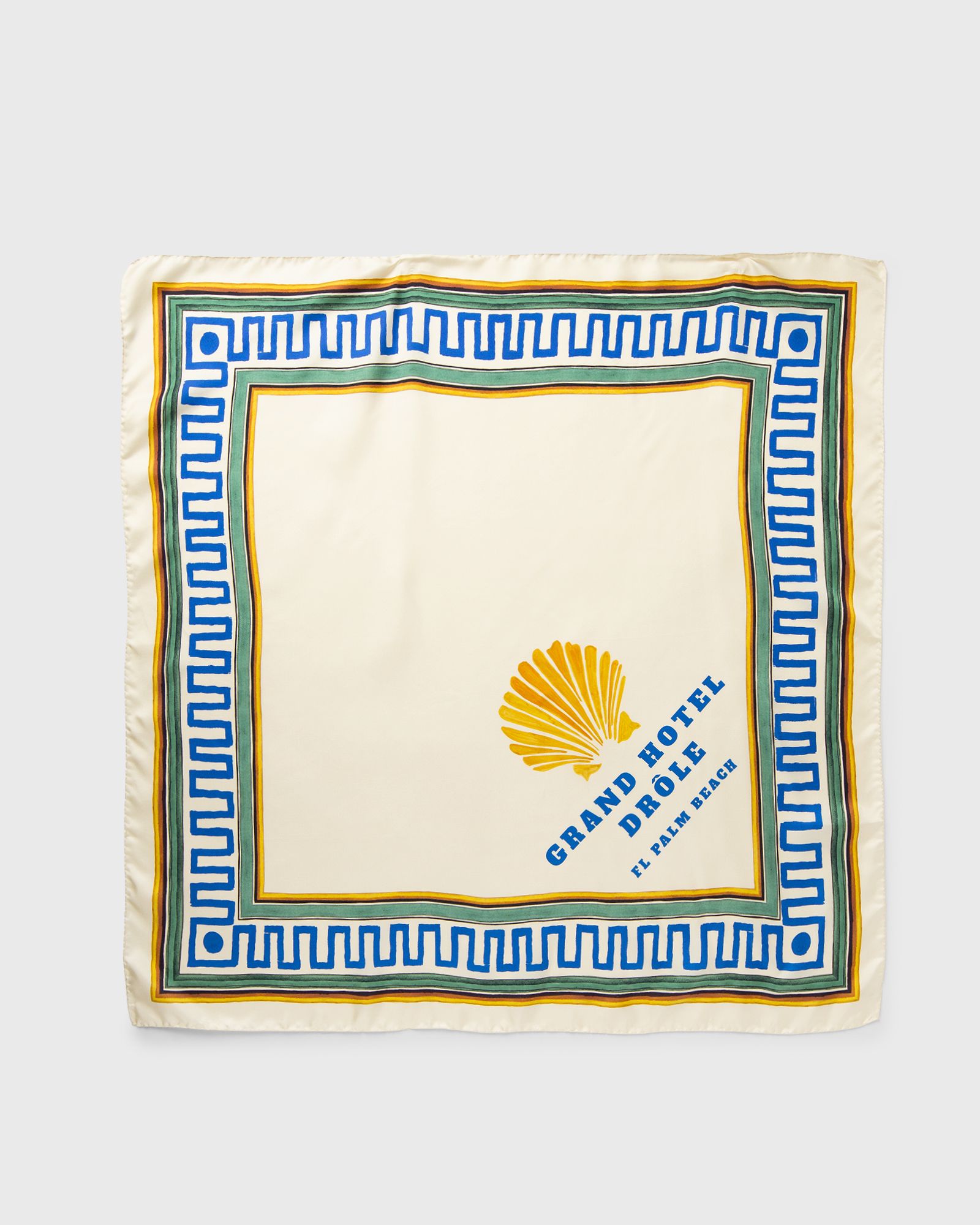 Le Foulard Hotel Drôle